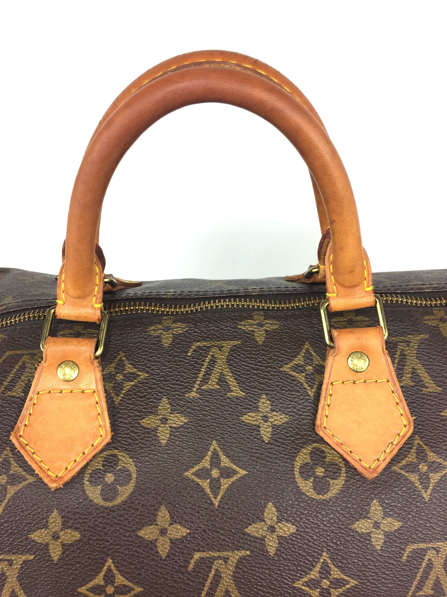LOUIS VUITTON Monogram Speedy 40