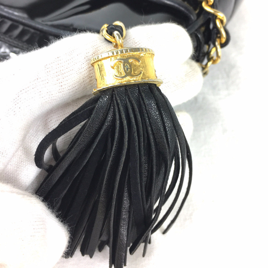 CHANEL Black Patent Leather Crossbody Bag