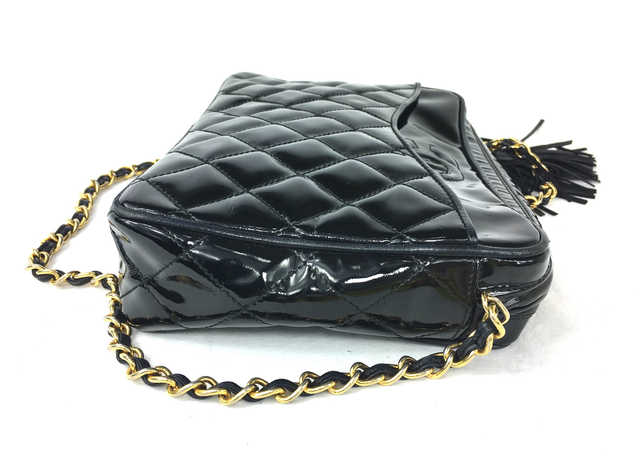 CHANEL Black Patent Leather Crossbody Bag