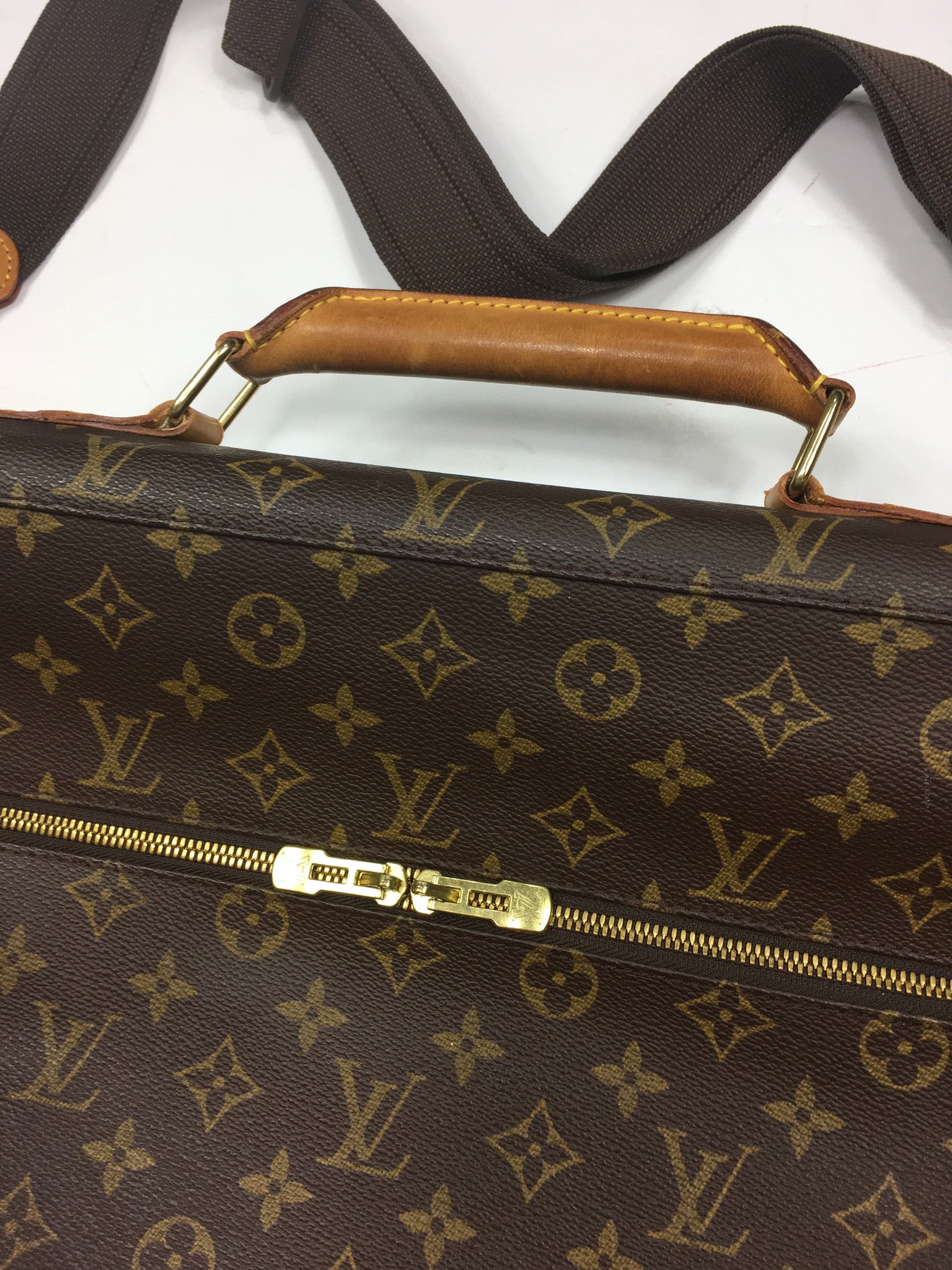 LOUIS VUITTON Garment Travel Luggage Bag + 2 Hangers