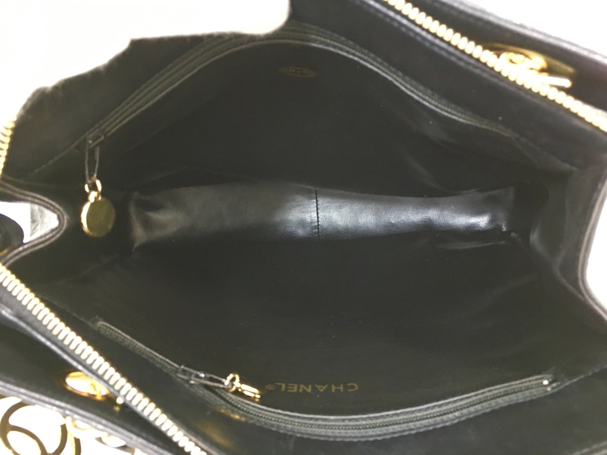 CHANEL Black Lambskin Quilted CC Charm Shoulder Bag