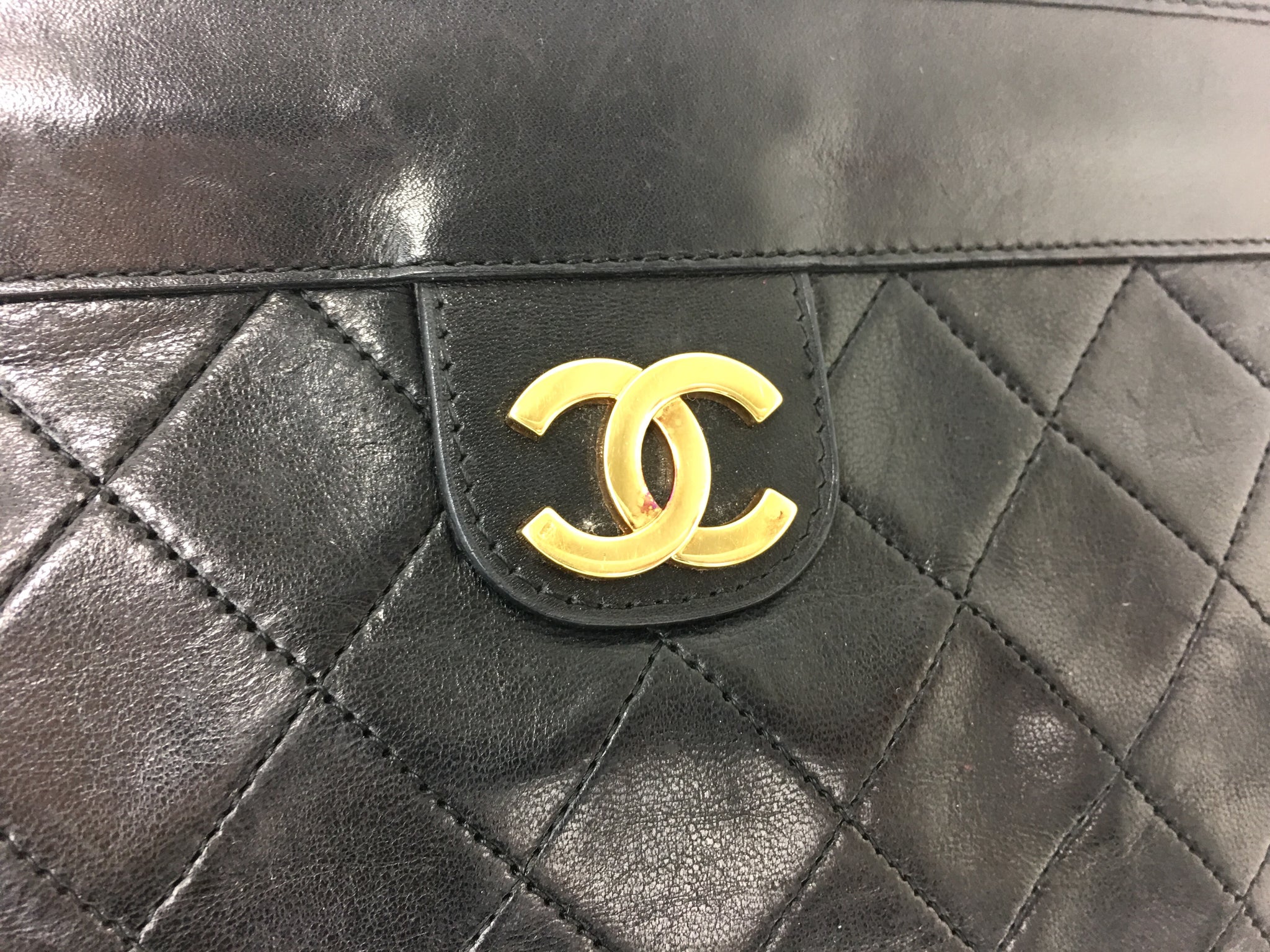 CHANEL Lambskin Black Quilted Evening Clutch