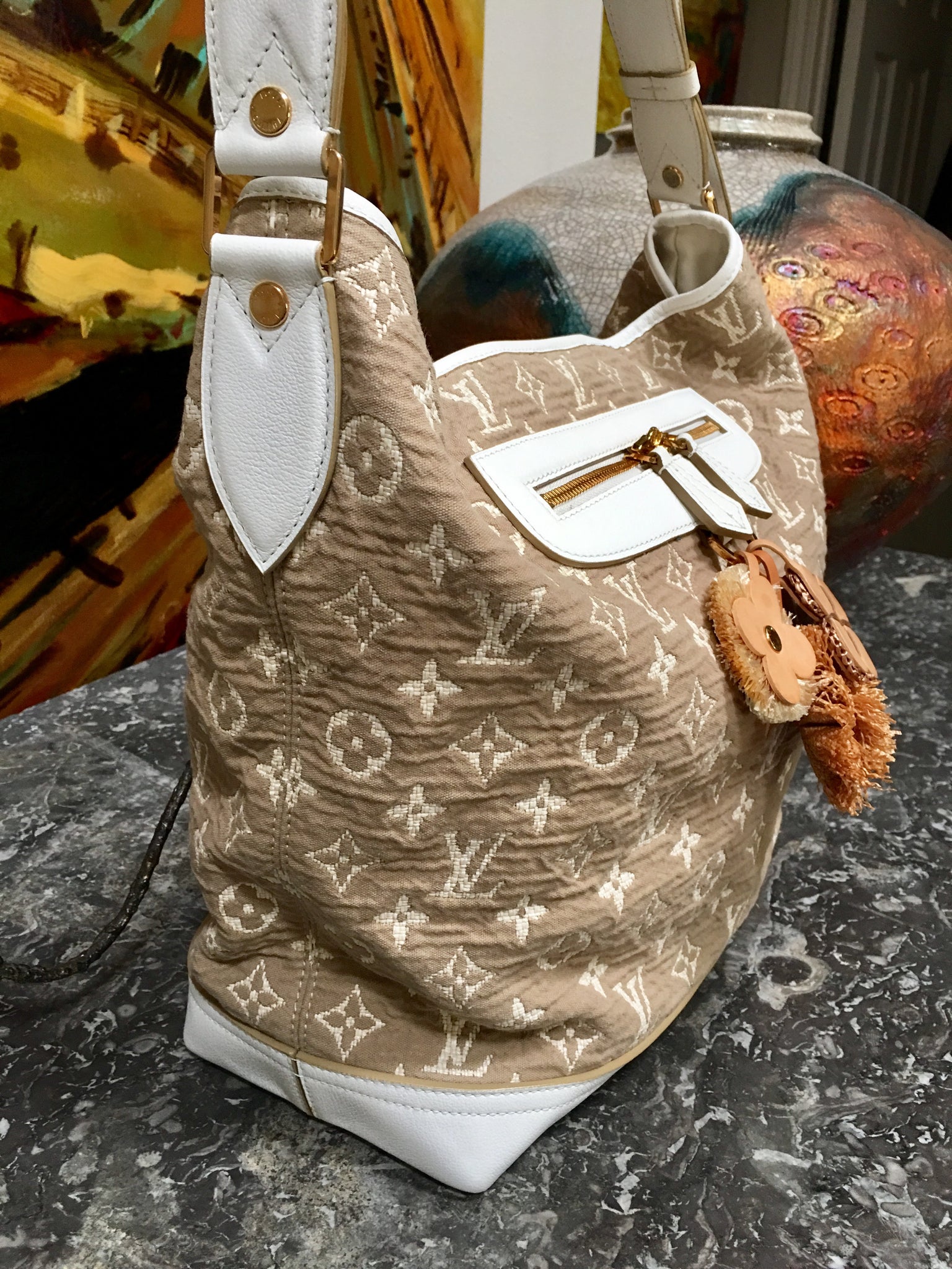 LOUIS VUITTON Monogram Besace Shoulder Bag