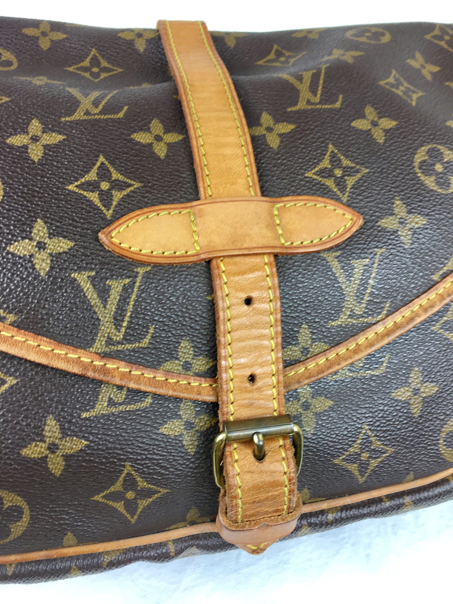 LOUIS VUITTON Monogram Saumur 30 Crossbody Bag