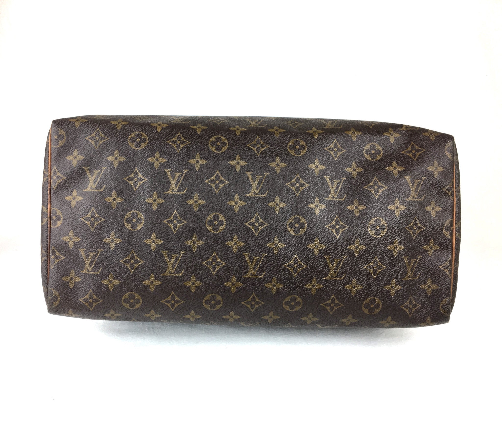 LOUIS VUITTON Monogram Speedy 40