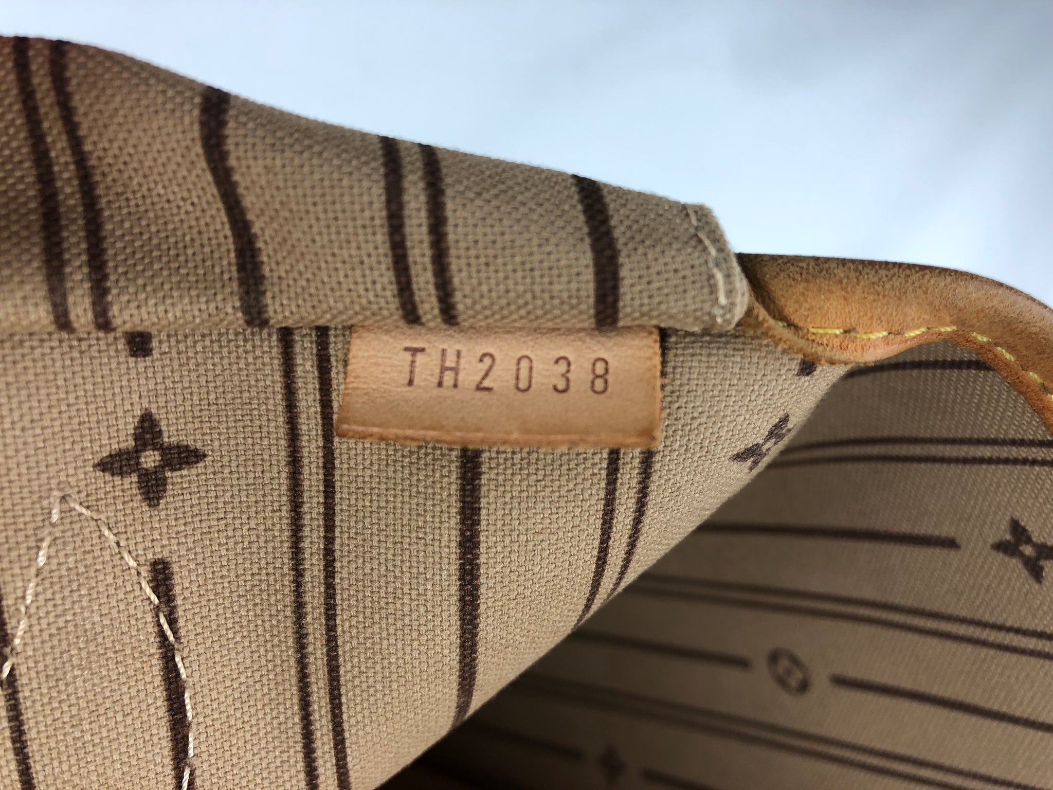 LOUIS VUITTON Neverfull GM (Monogram)