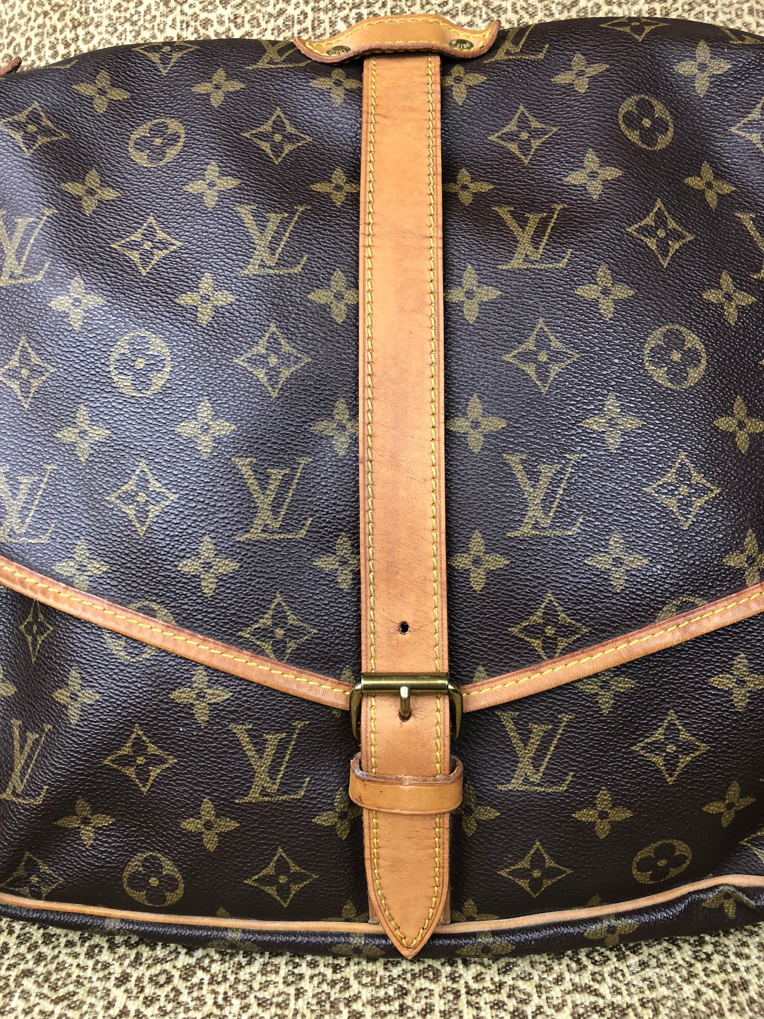 LOUIS VUITTON Saumur 35 Crossbody Bag