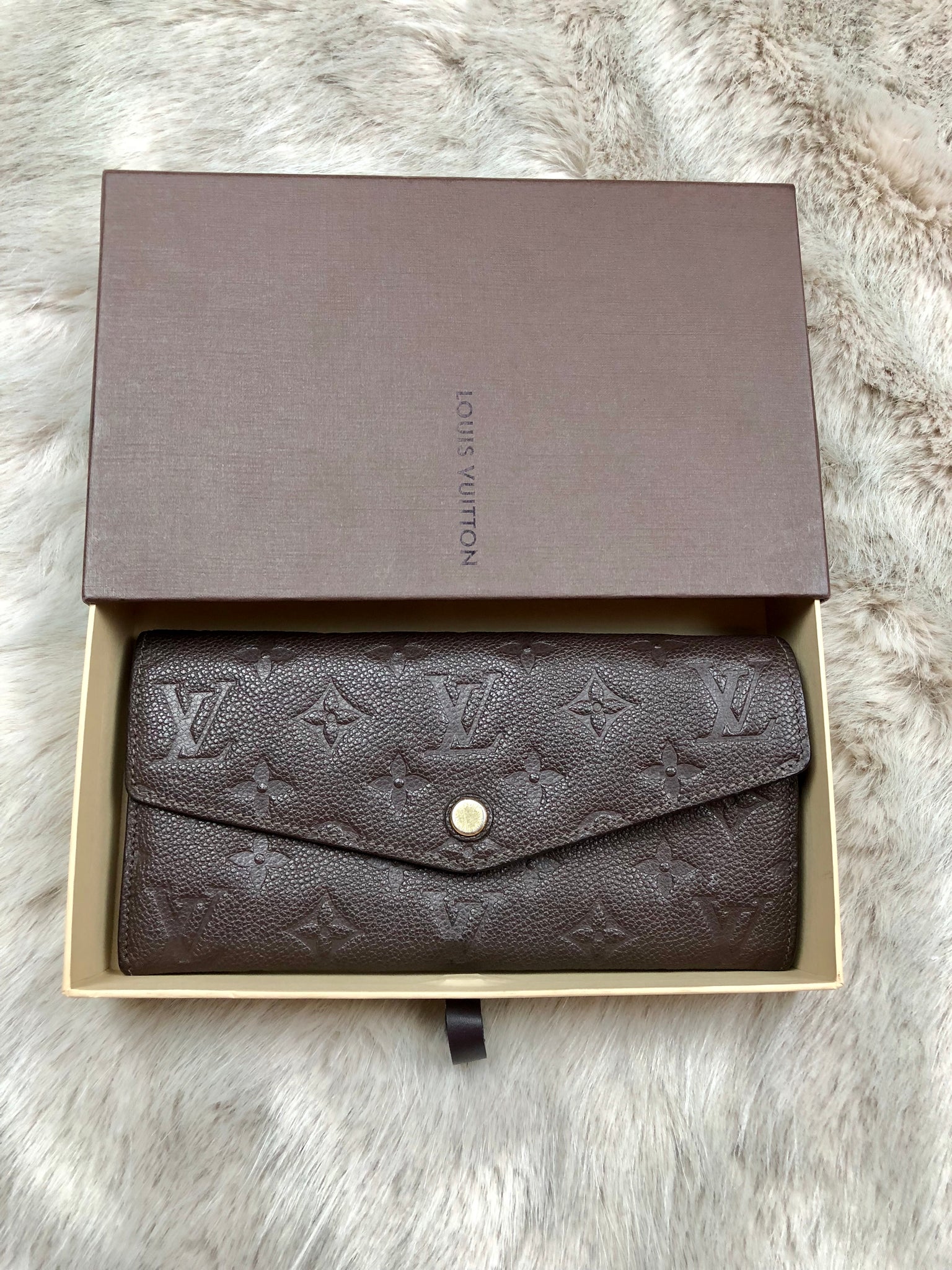 LOUIS VUITTON Monogram Empreinte Curieuse Wallet