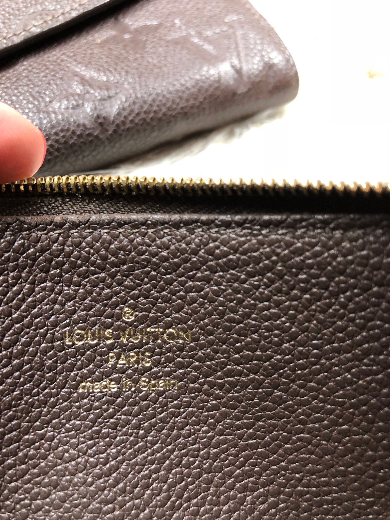 LOUIS VUITTON Monogram Empreinte Curieuse Wallet