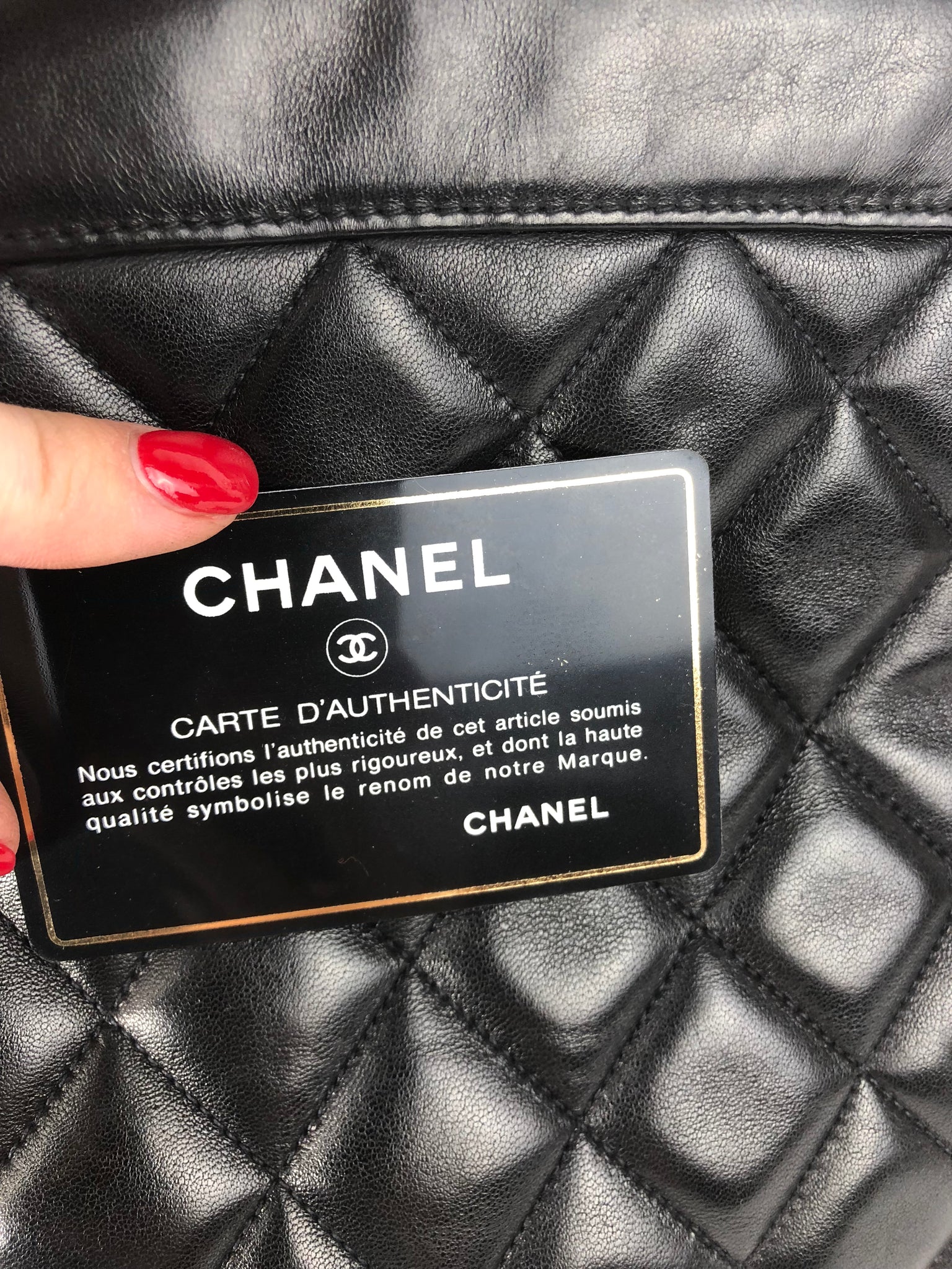 CHANEL Black Lambskin Quilted Shoulder Bag