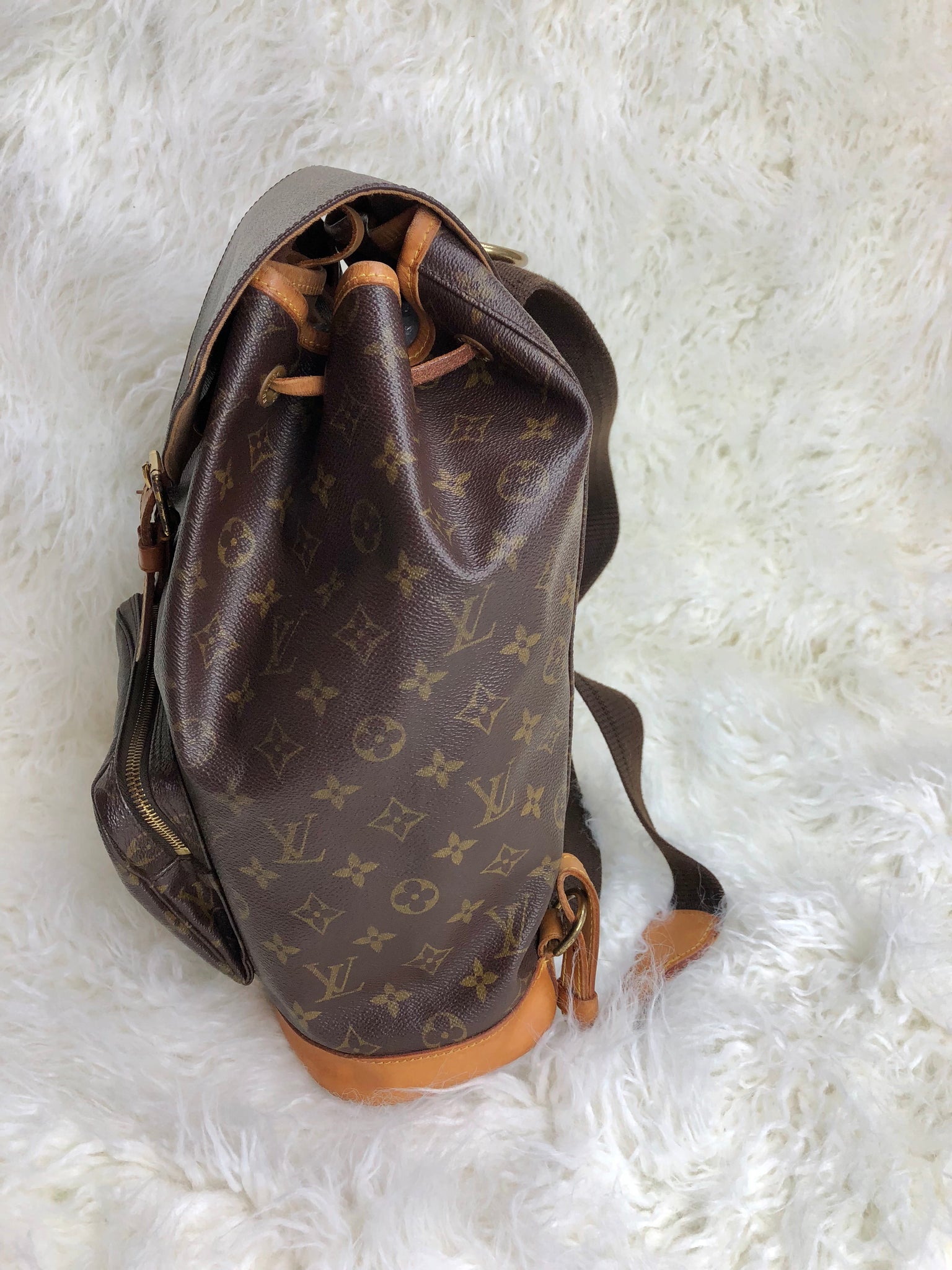 LOUIS VUITTON Monogram Montsouris GM Backpack