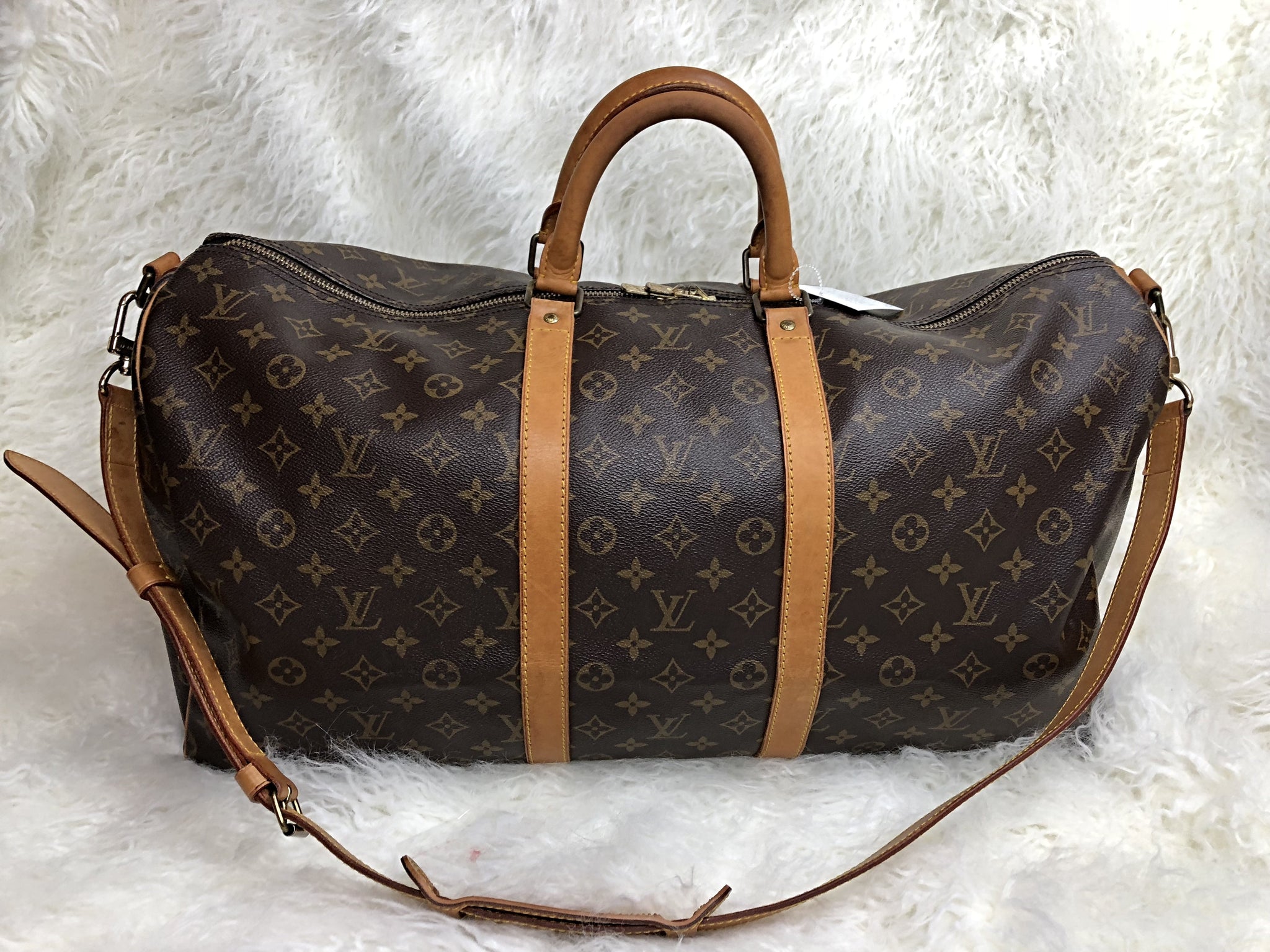 LOUIS VUITTON Keepall 55 Bandouliere Duffel Bag