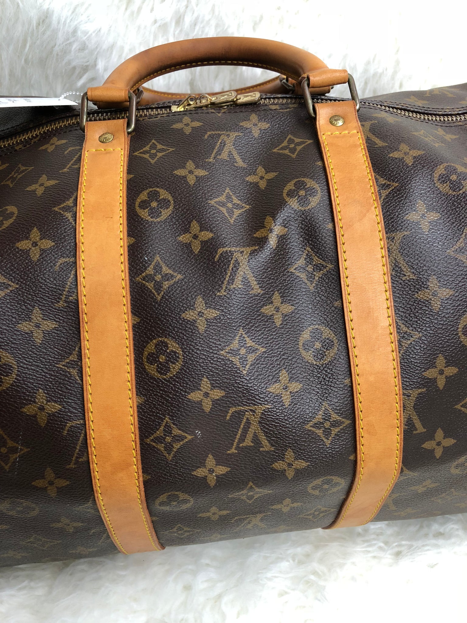 LOUIS VUITTON Keepall 55 Bandouliere Duffel Bag