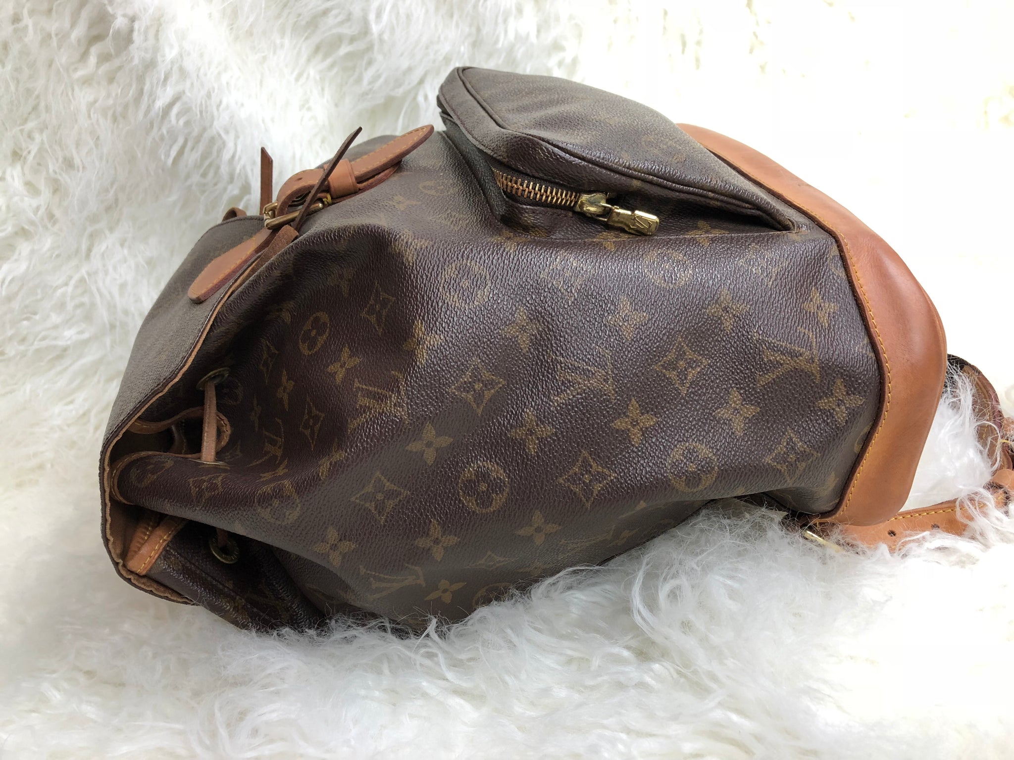 LOUIS VUITTON Montsouris GM Backpack
