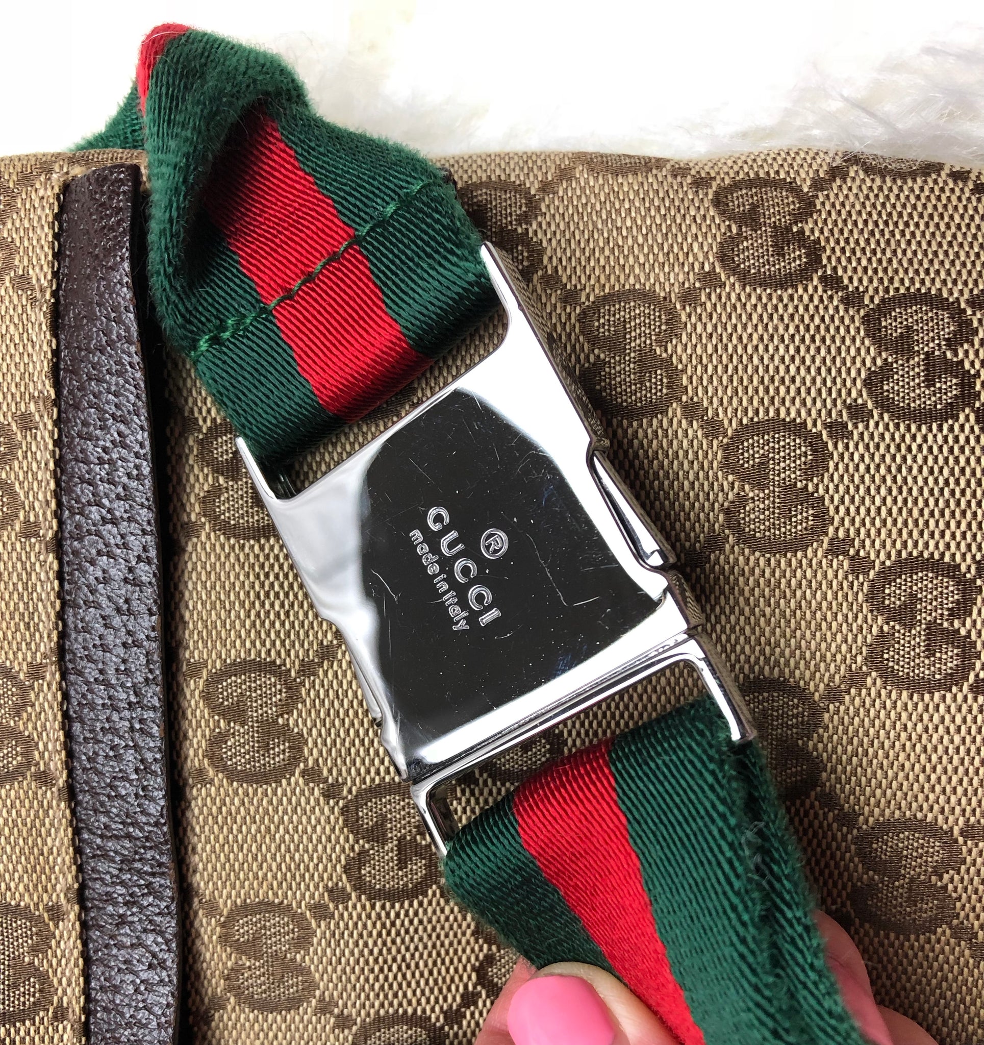 GUCCI Supreme Bum Bag (Fanny Pack)