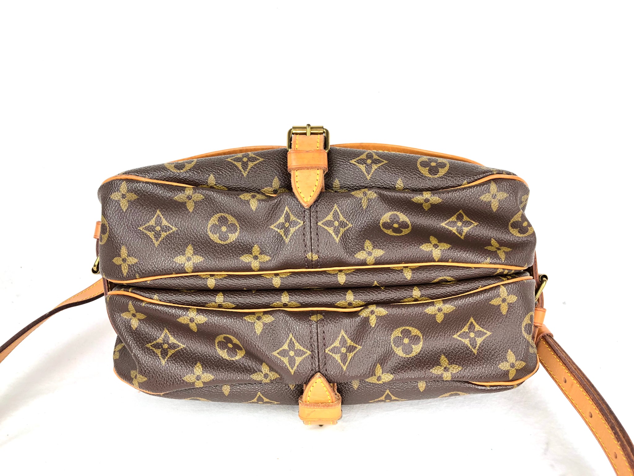 LOUIS VUITTON Monogram Saumur 30 Crossbody Bag