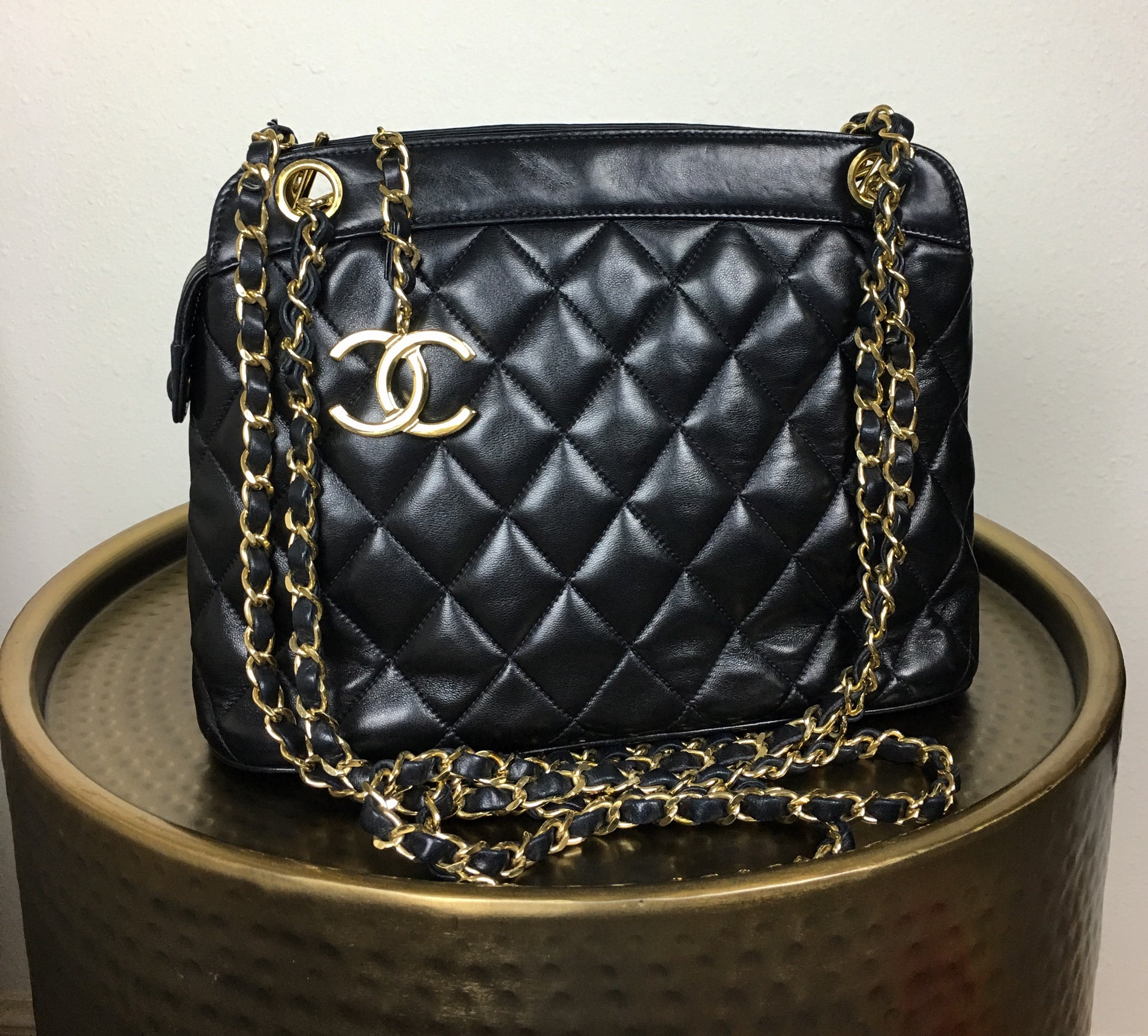 CHANEL Black Lambskin Quilted Shoulder Bag