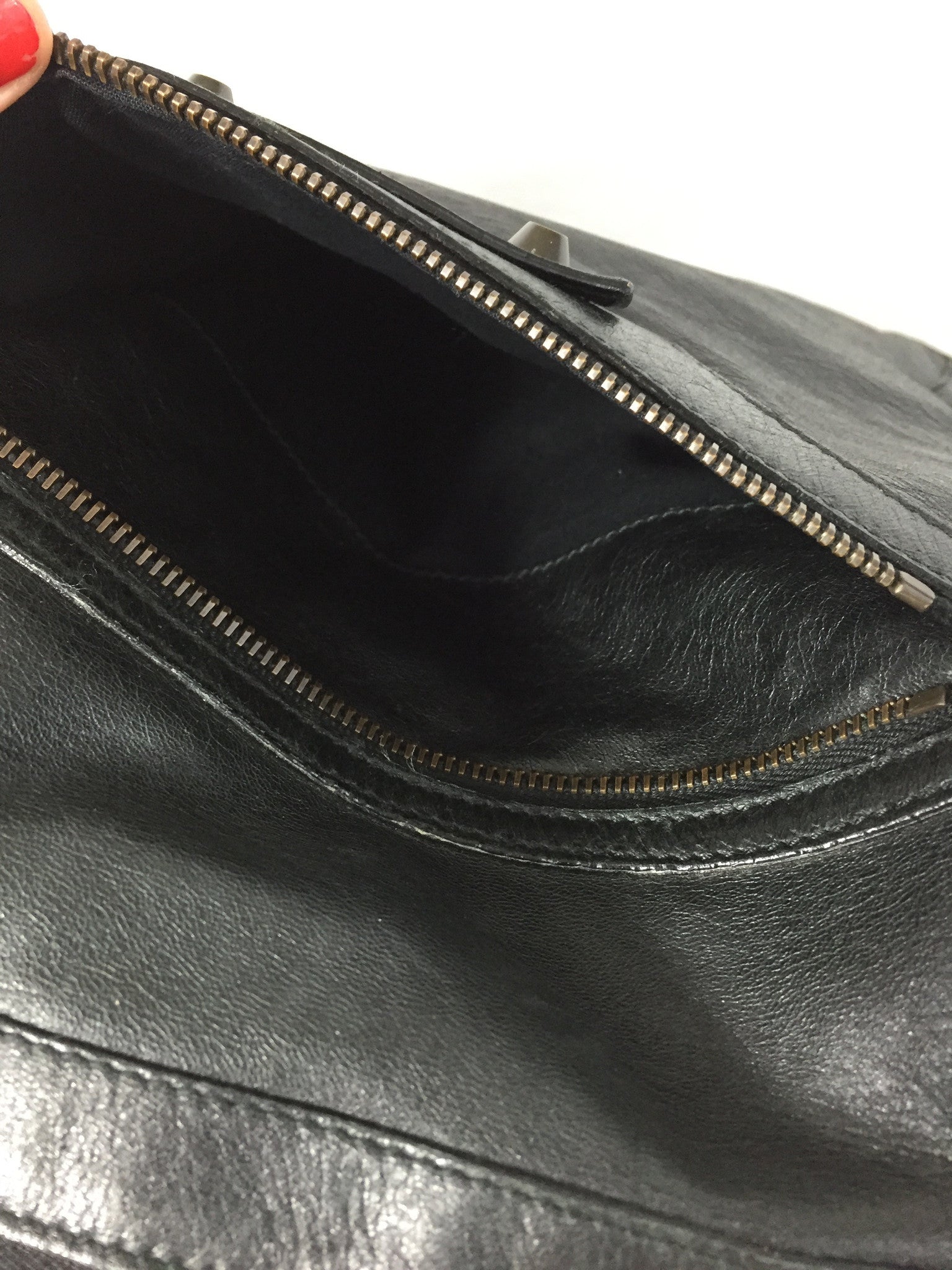 BALENCIAGA Black Leather Shoulder Hobo Bag