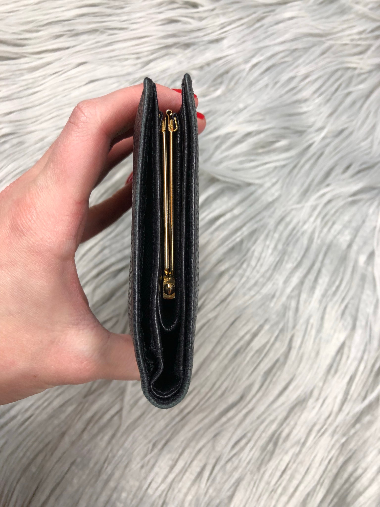 CHANEL Caviar Black CC Wallet