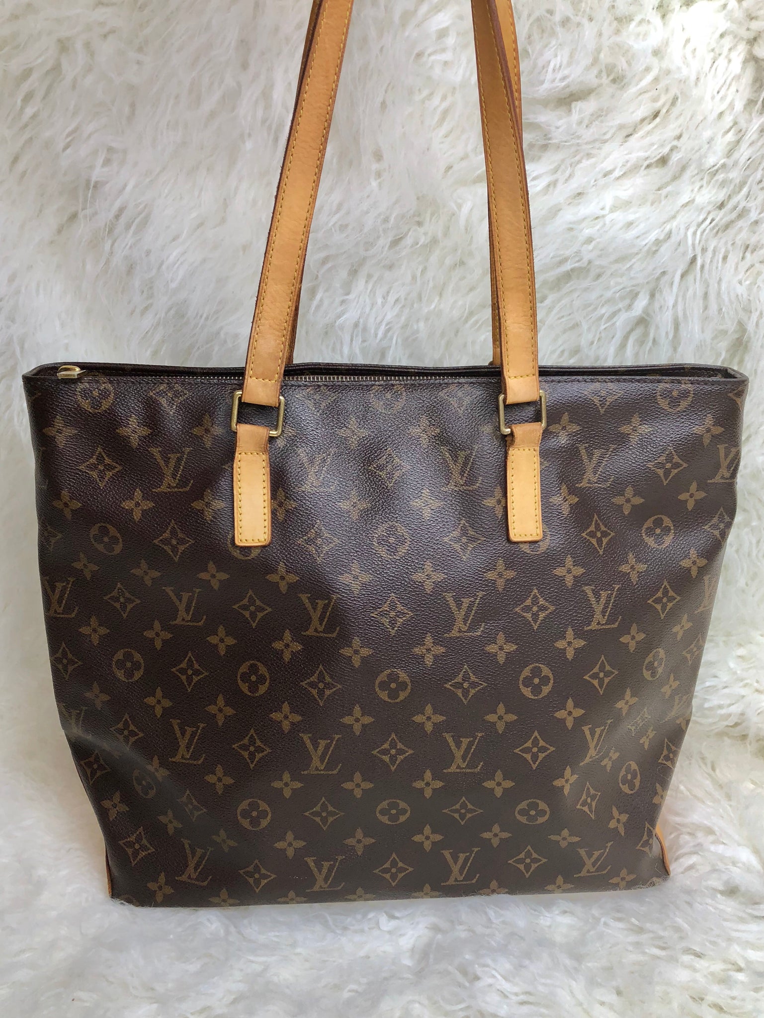 LOUIS VUITTON Cabas Mezzo Tote