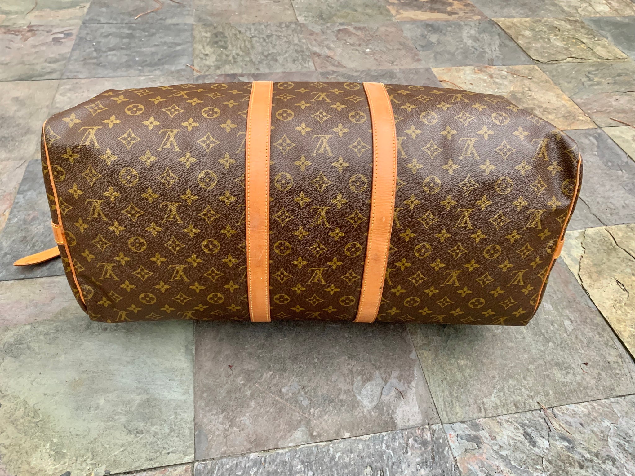 LOUIS VUITTON Keepall 55 Bandouliere Duffel Bag