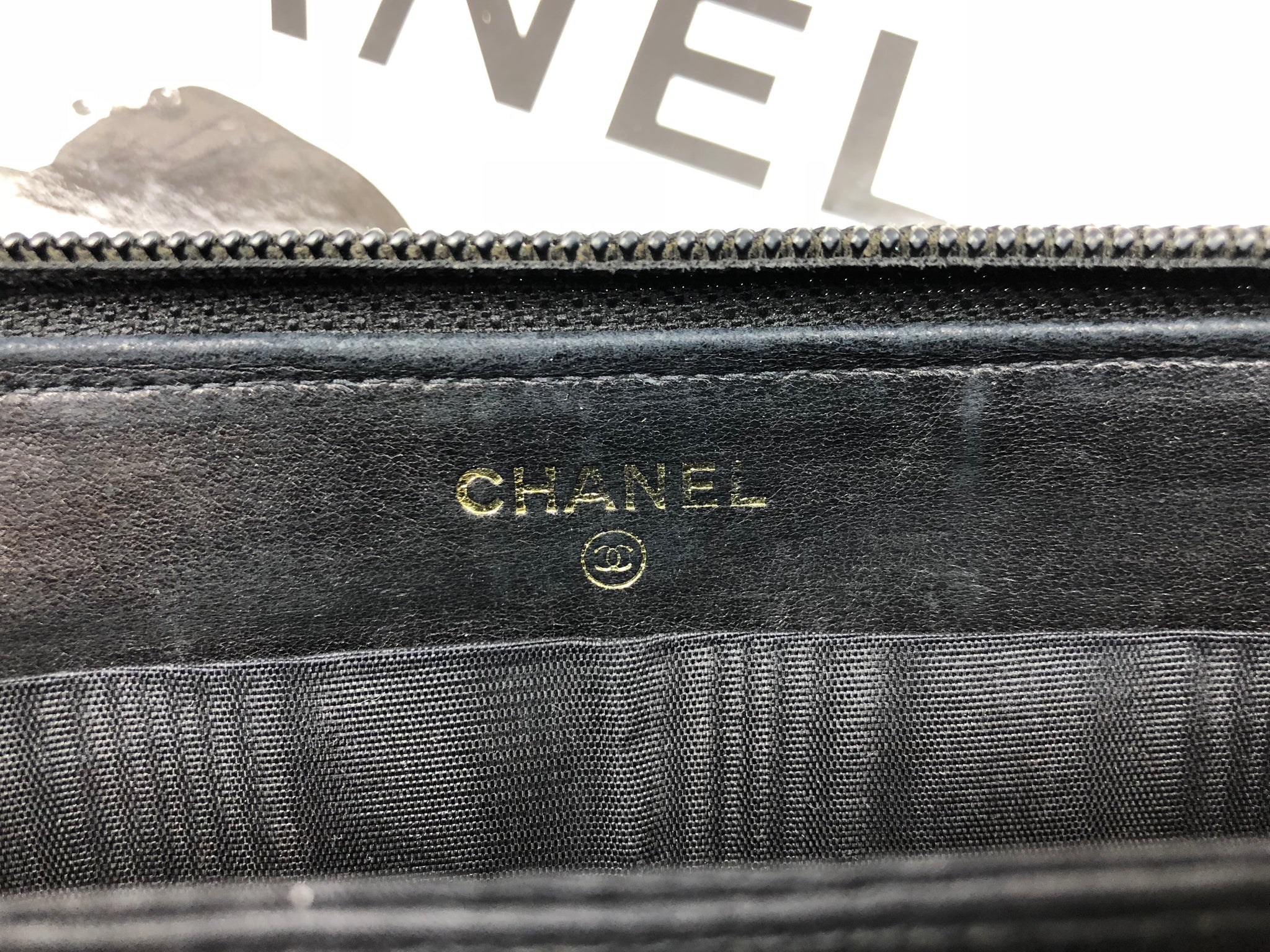 CHANEL Caviar Leather Black CC Zippy Wallet