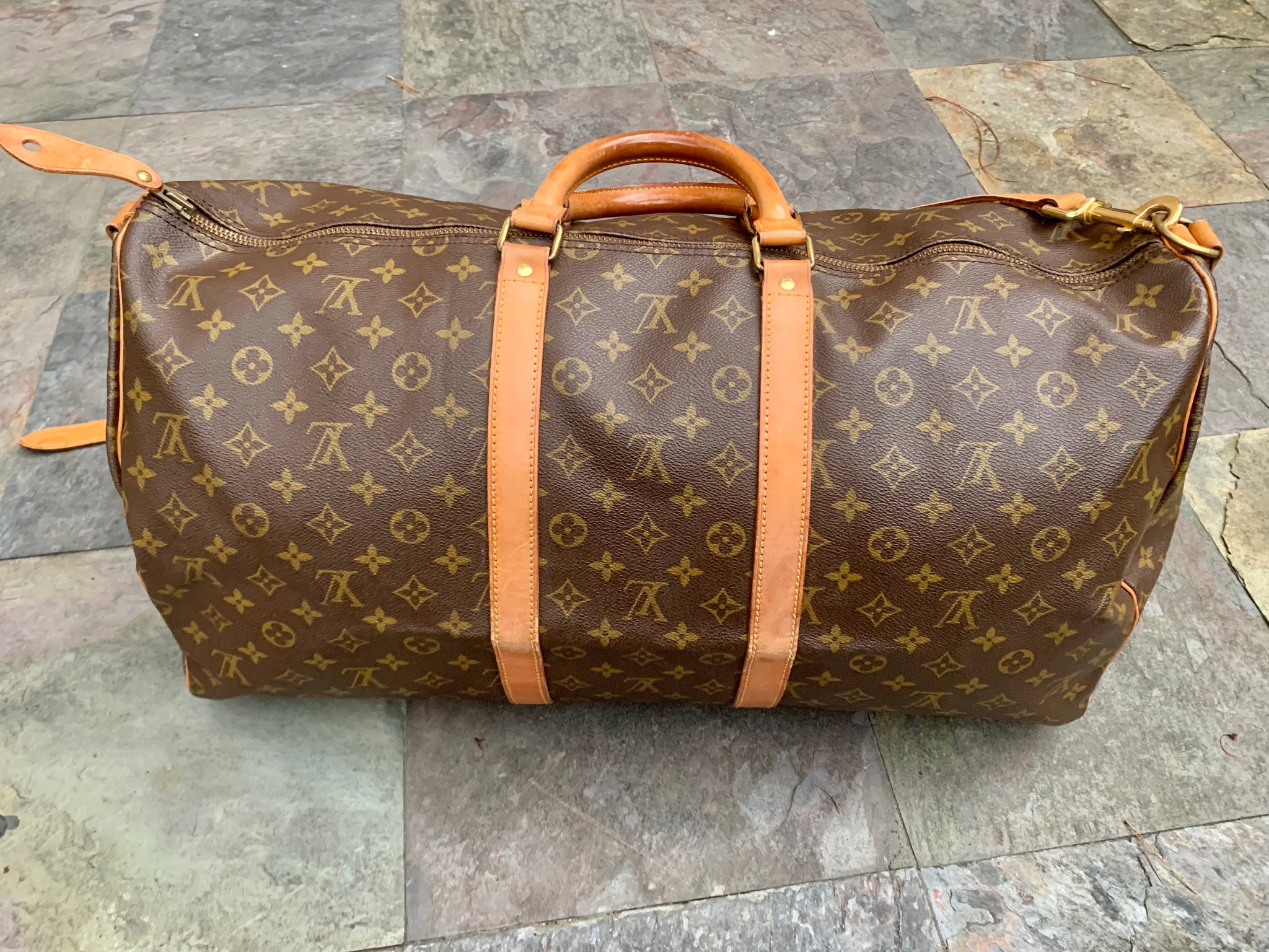 LOUIS VUITTON Keepall 55 Bandouliere Duffel Bag