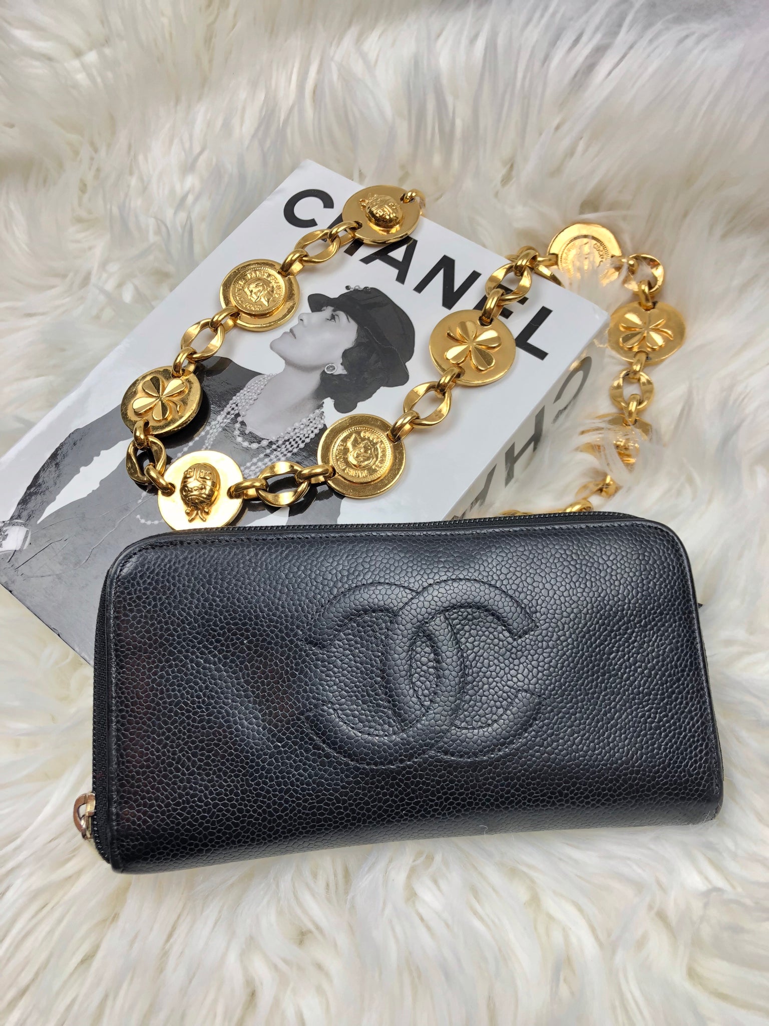 CHANEL Caviar Leather Black CC Zippy Wallet