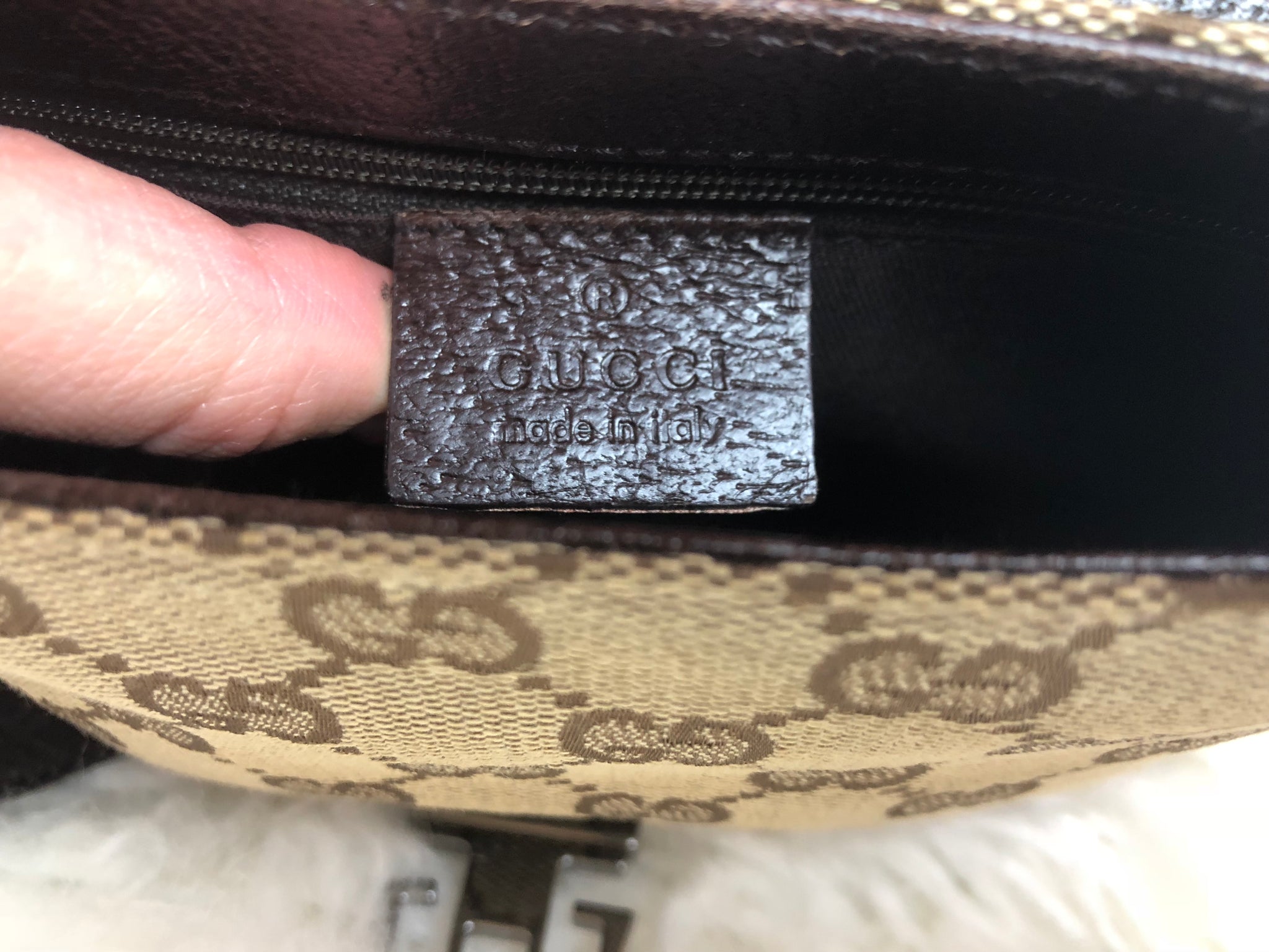 GUCCI Supreme Brown Bum Bag (Fanny Pack)