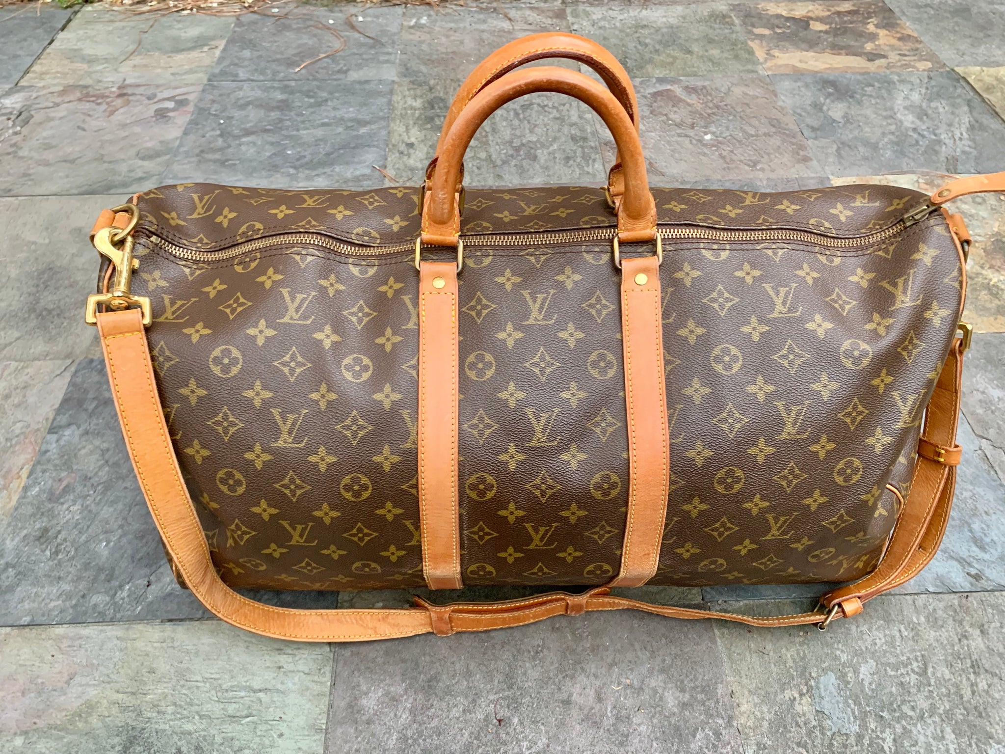 LOUIS VUITTON Keepall 55 Bandouliere Duffel Bag