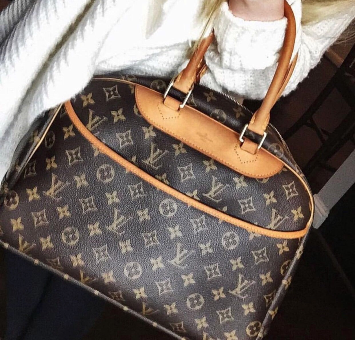 LOUIS VUITTON Monogram Deauville Bag