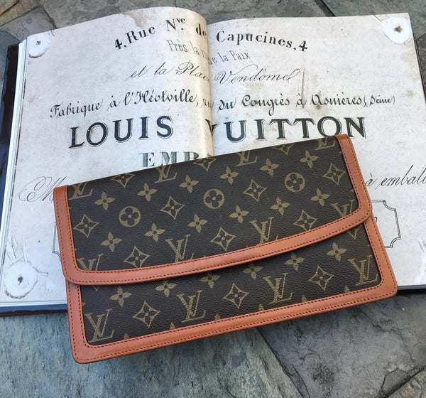 Louis Vuitton Monogram Dame GM Envelope Clutch 217lvs55
