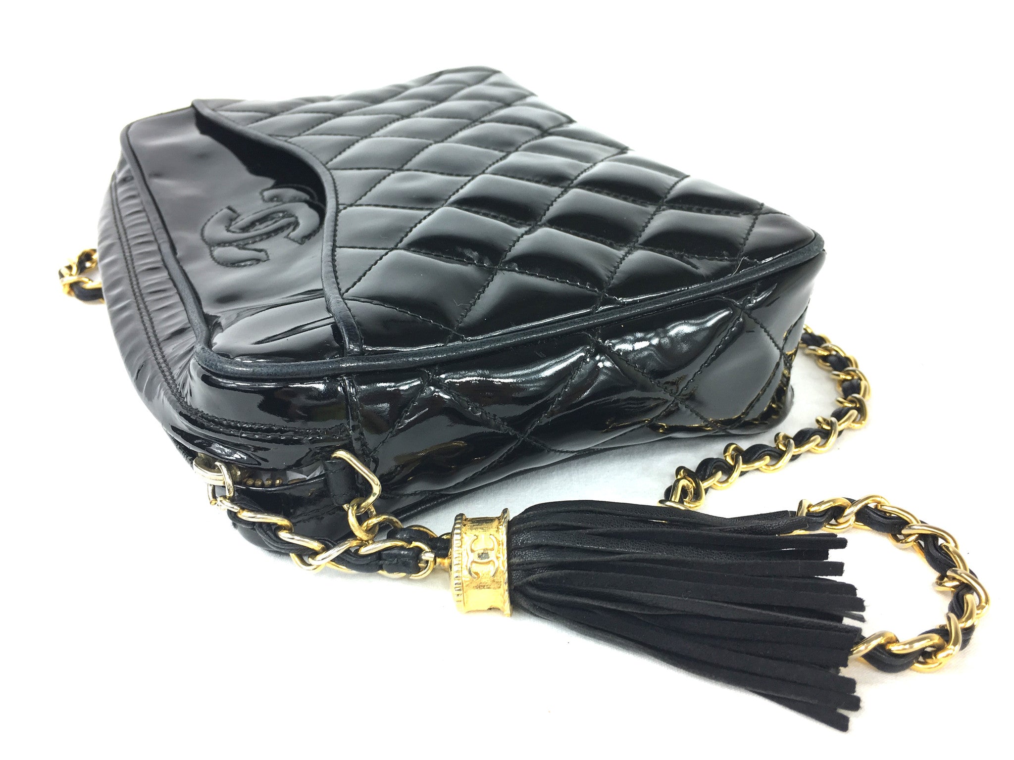 CHANEL Black Patent Leather Crossbody Bag