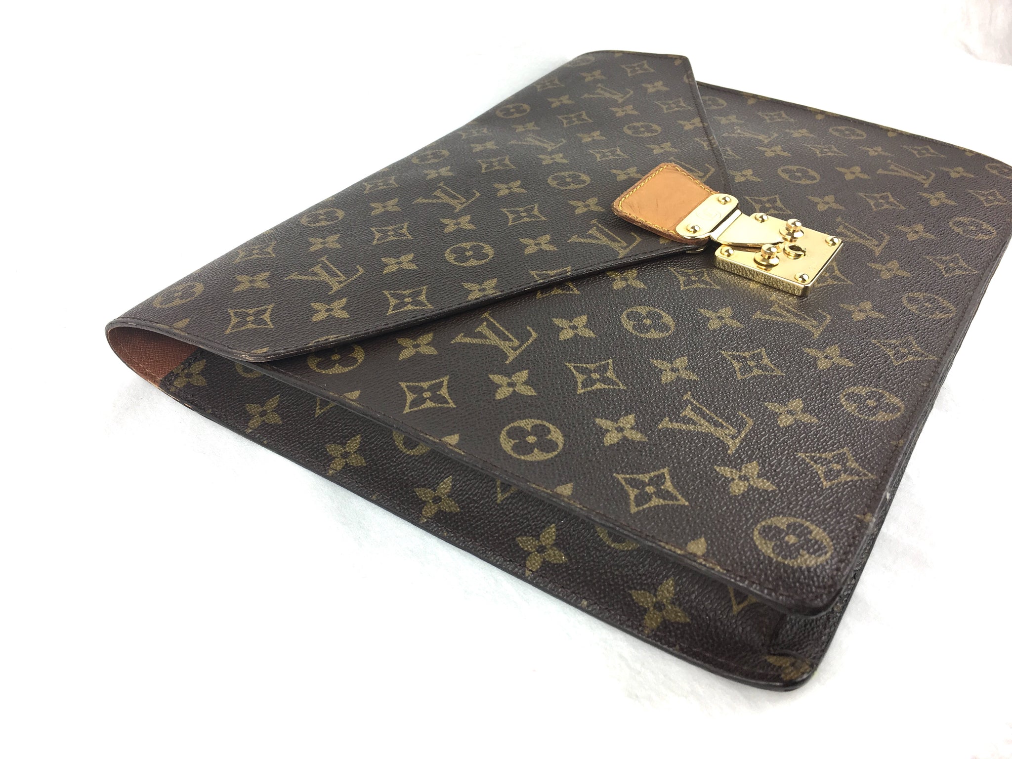 LOUIS VUITTON Monogram Porte Documents Clutch