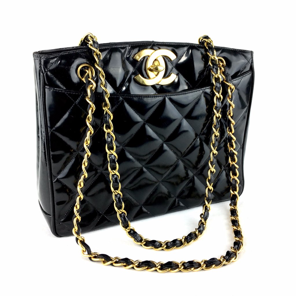 CHANEL Black Patent Leather Quilted Bag