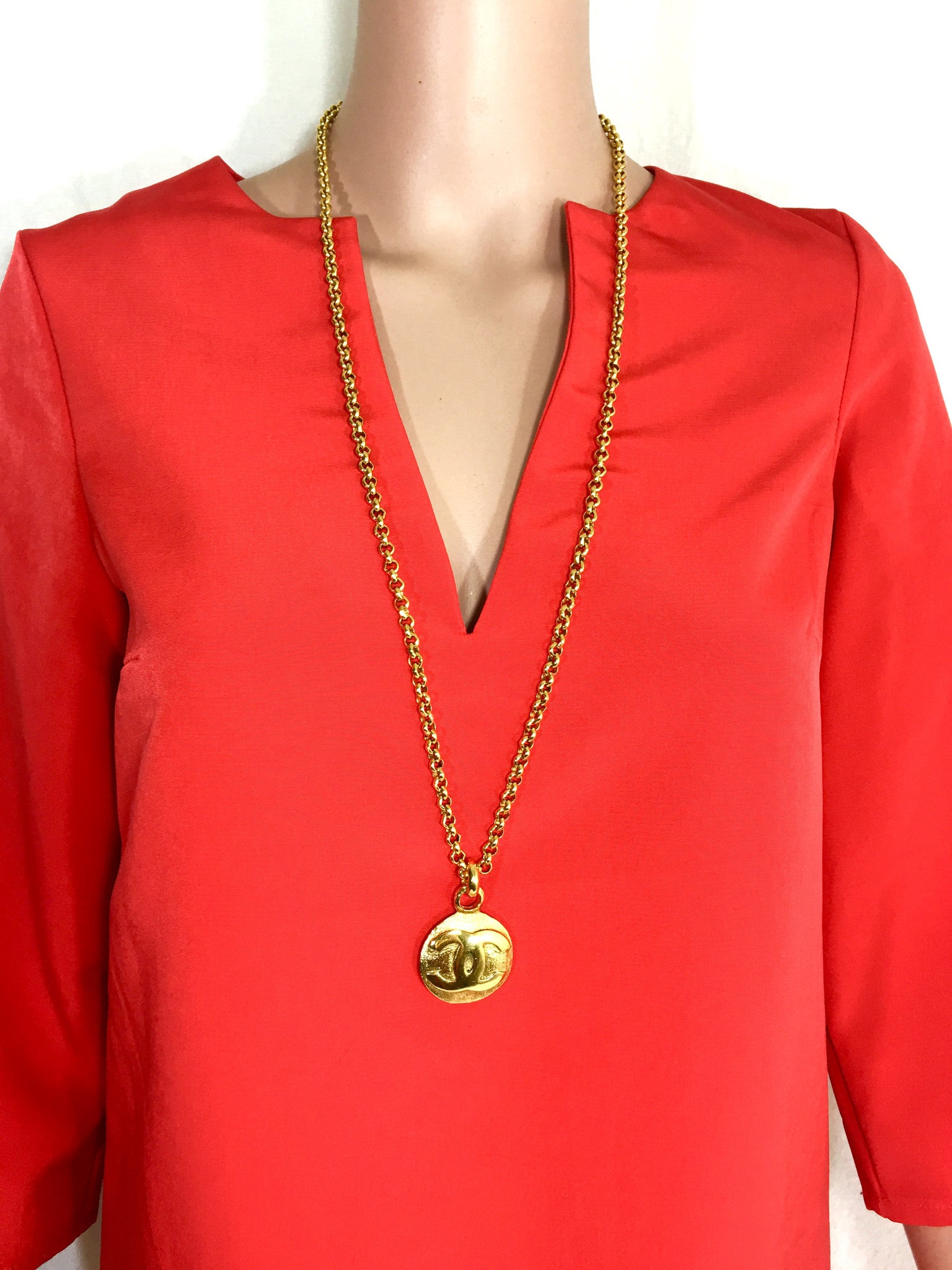 CHANEL Gold Necklace with CC Pendant
