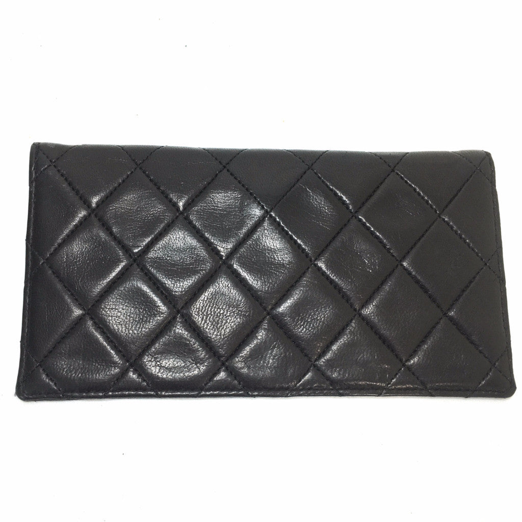 CHANEL Black Lambskin Quilted Wallet