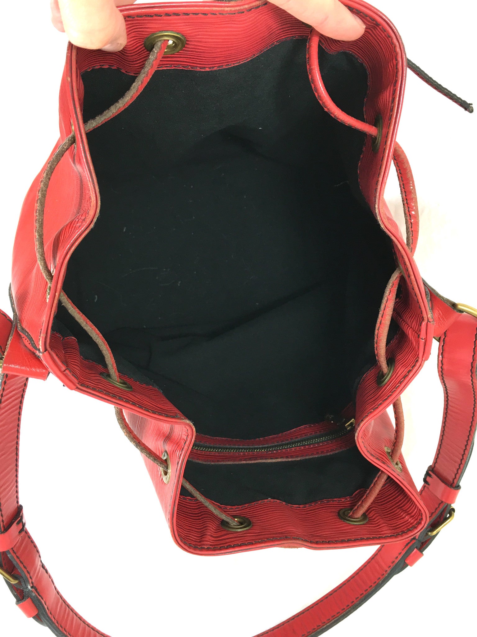 Louis Vuitton Epi Noe GM - Red Bucket Bags, Handbags - LOU789155