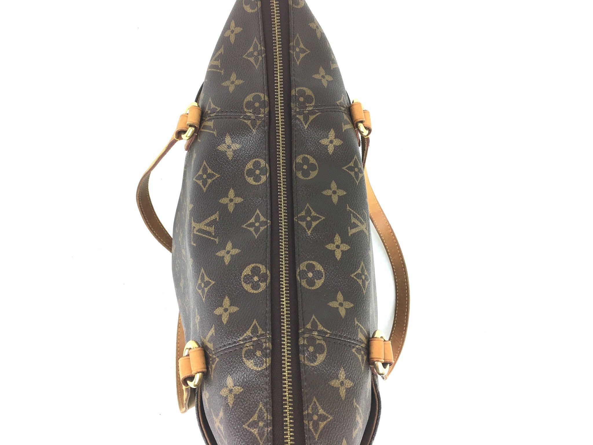 LOUIS VUITTON Totally MM Bag in Monogram