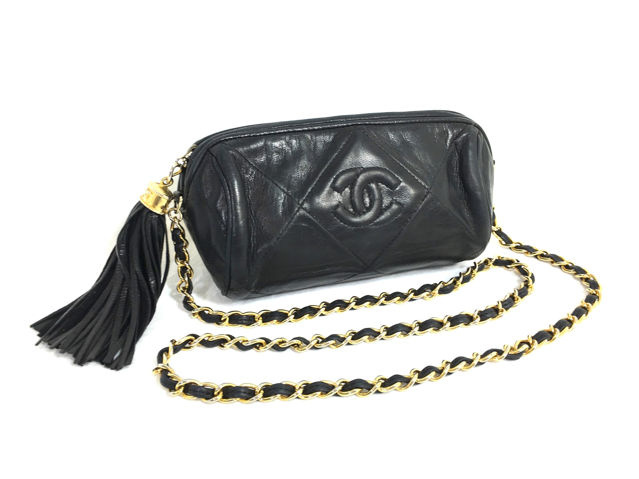 CHANEL Black Lambskin Quilted Shoulder Bag