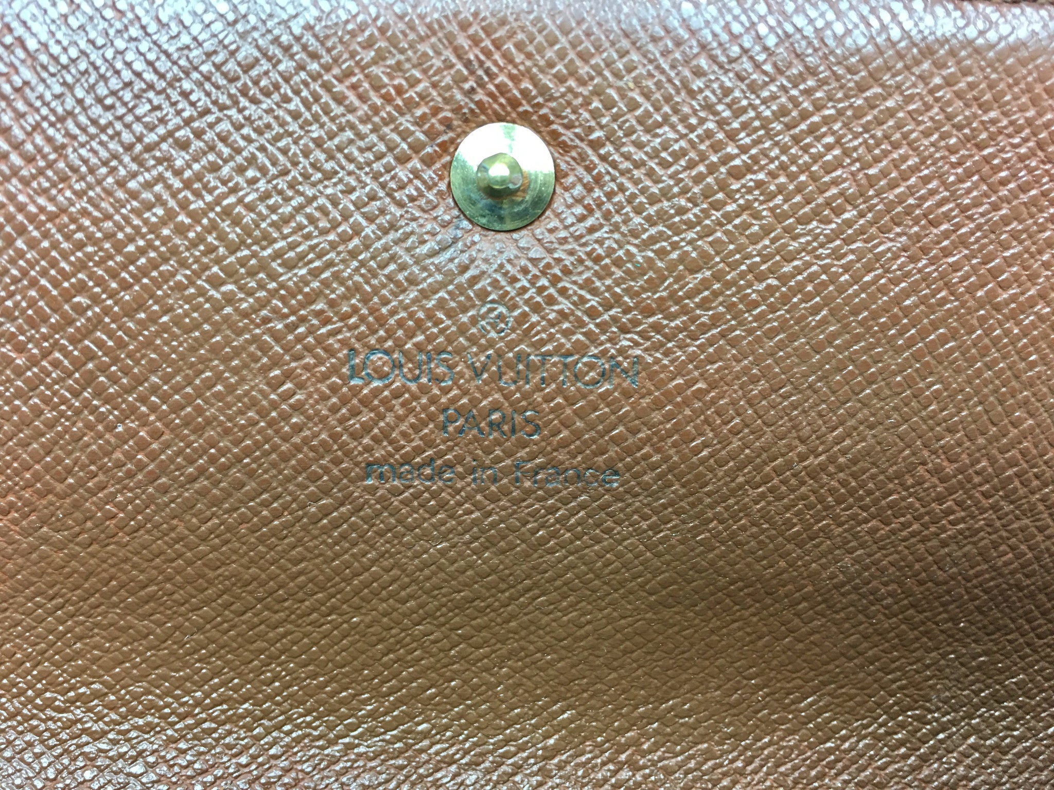 8PM Brandname - Louis Vuitton Trifold Wallet Jumbo THB 4950
