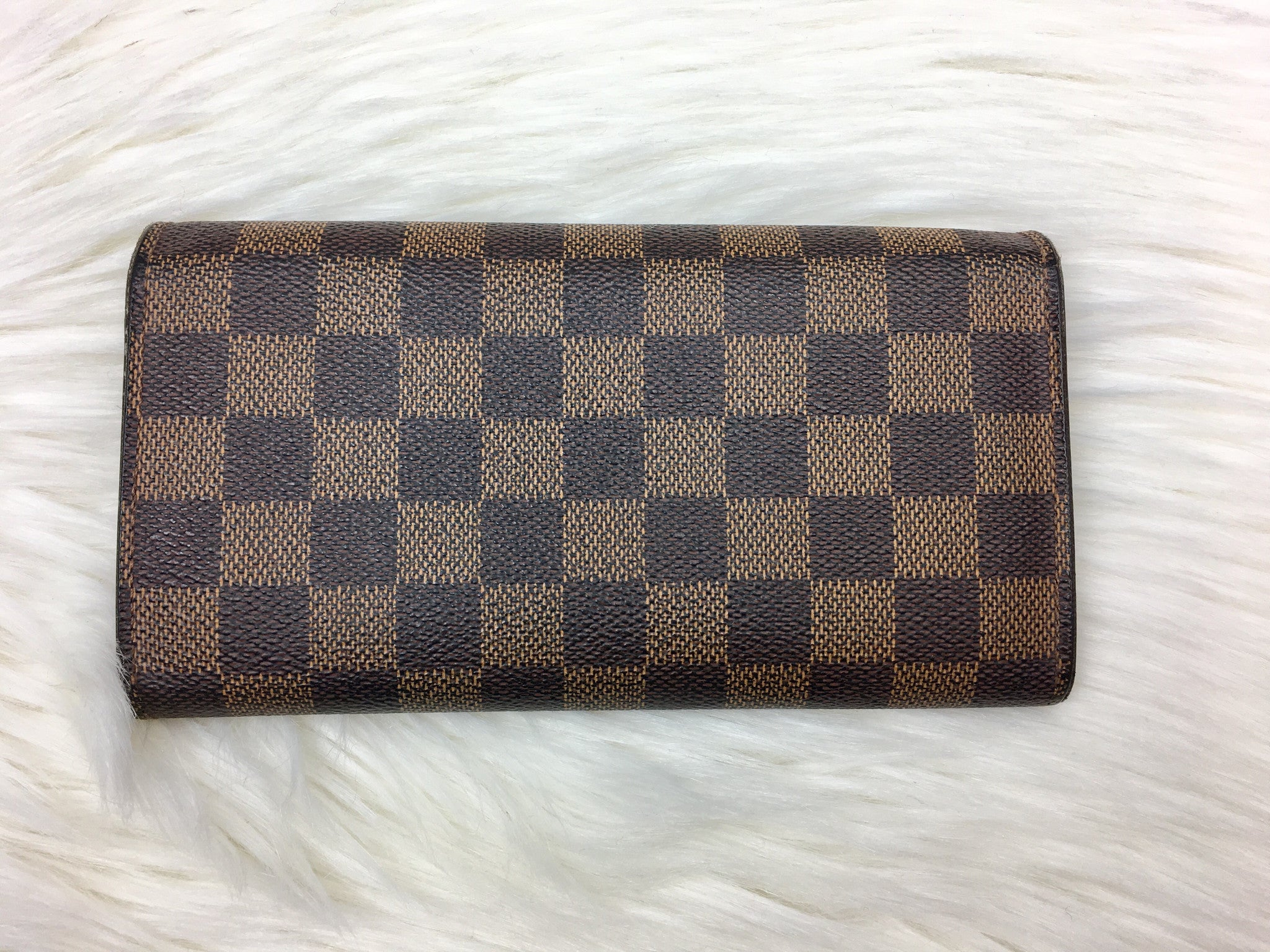 LOUIS VUITTON Damier Ebene Sarah Wallet