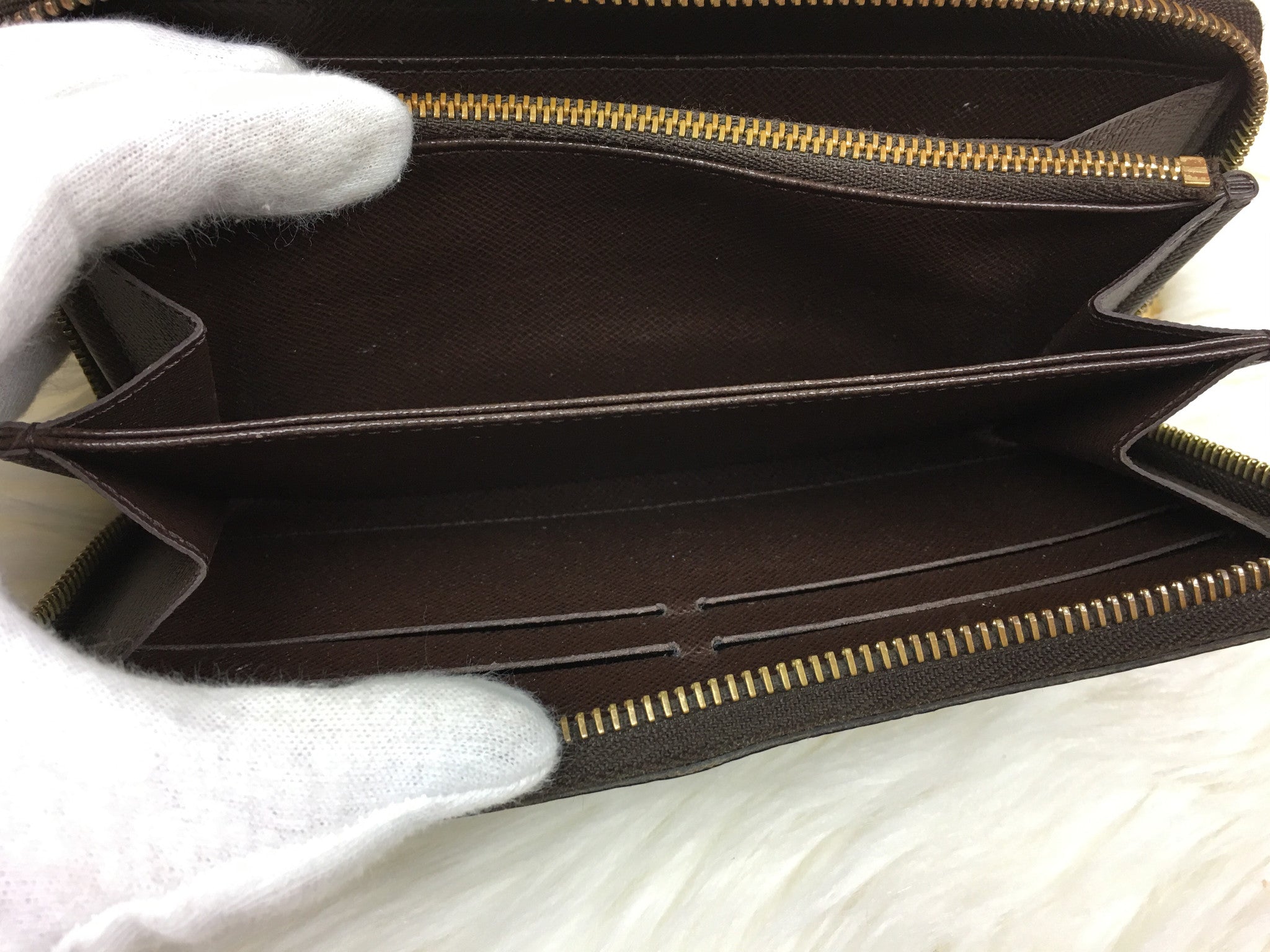 Louis Vuitton Vintage Damier Ebene Zippy Organizer Wallet - FINAL SALE  (SHF-17592)