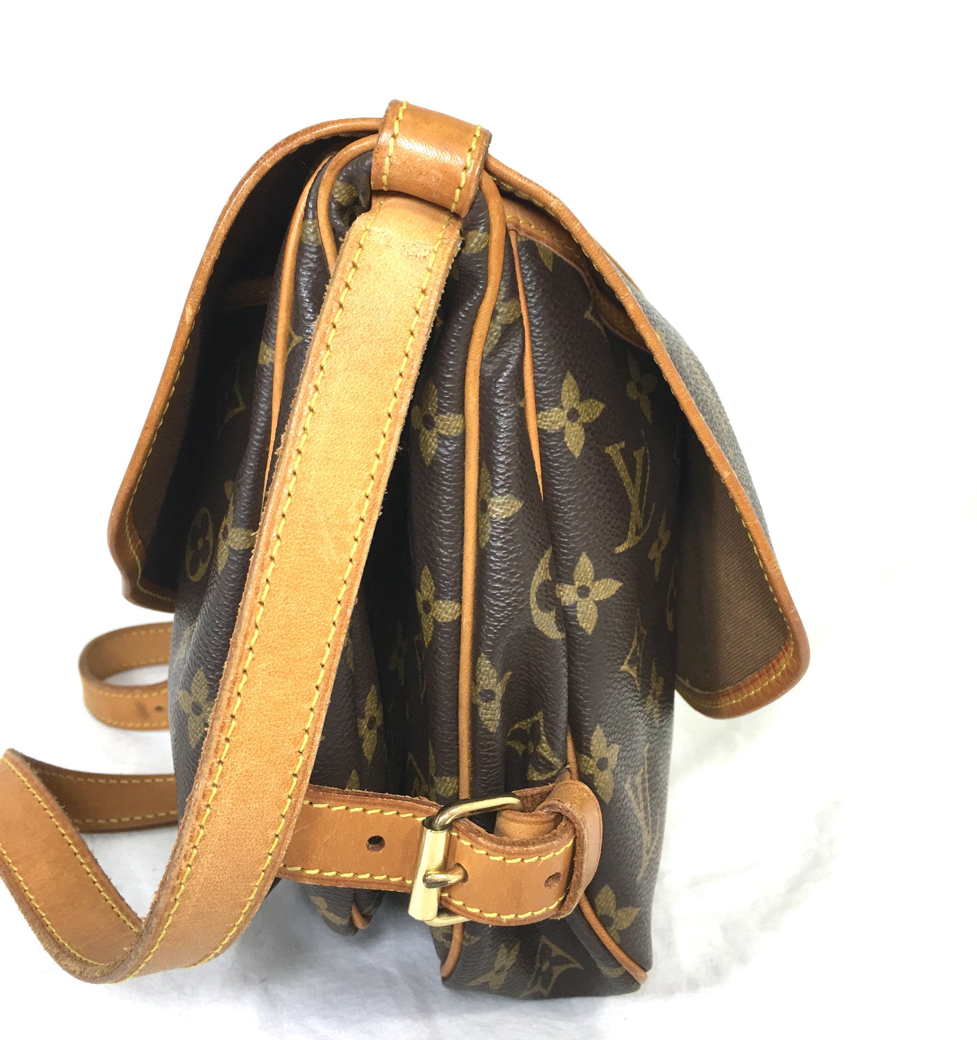 LOUIS VUITTON Monogram Saumur 30 Crossbody Bag