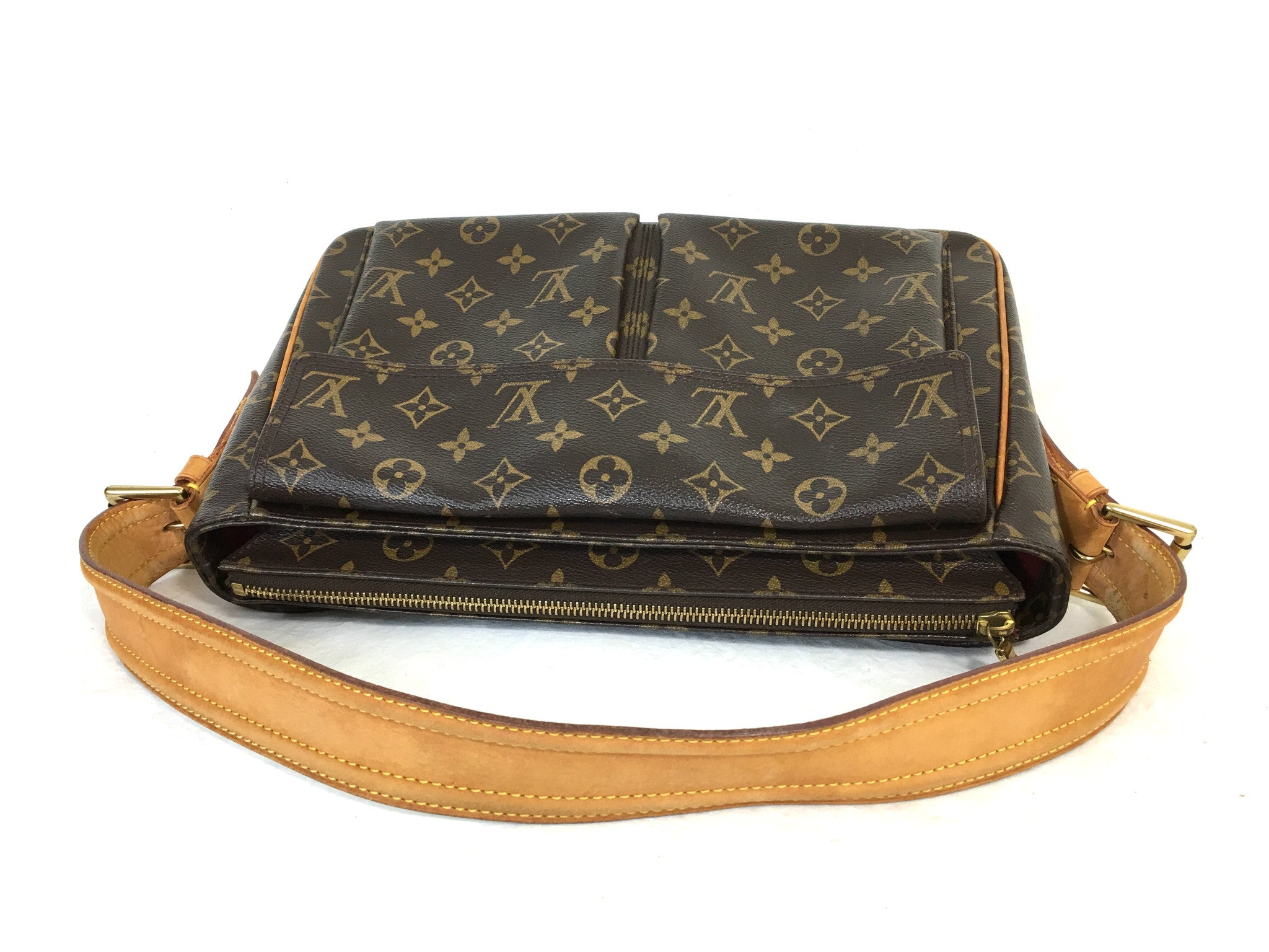 LOUIS VUITTON Viva Cite GM Shoulder Bag