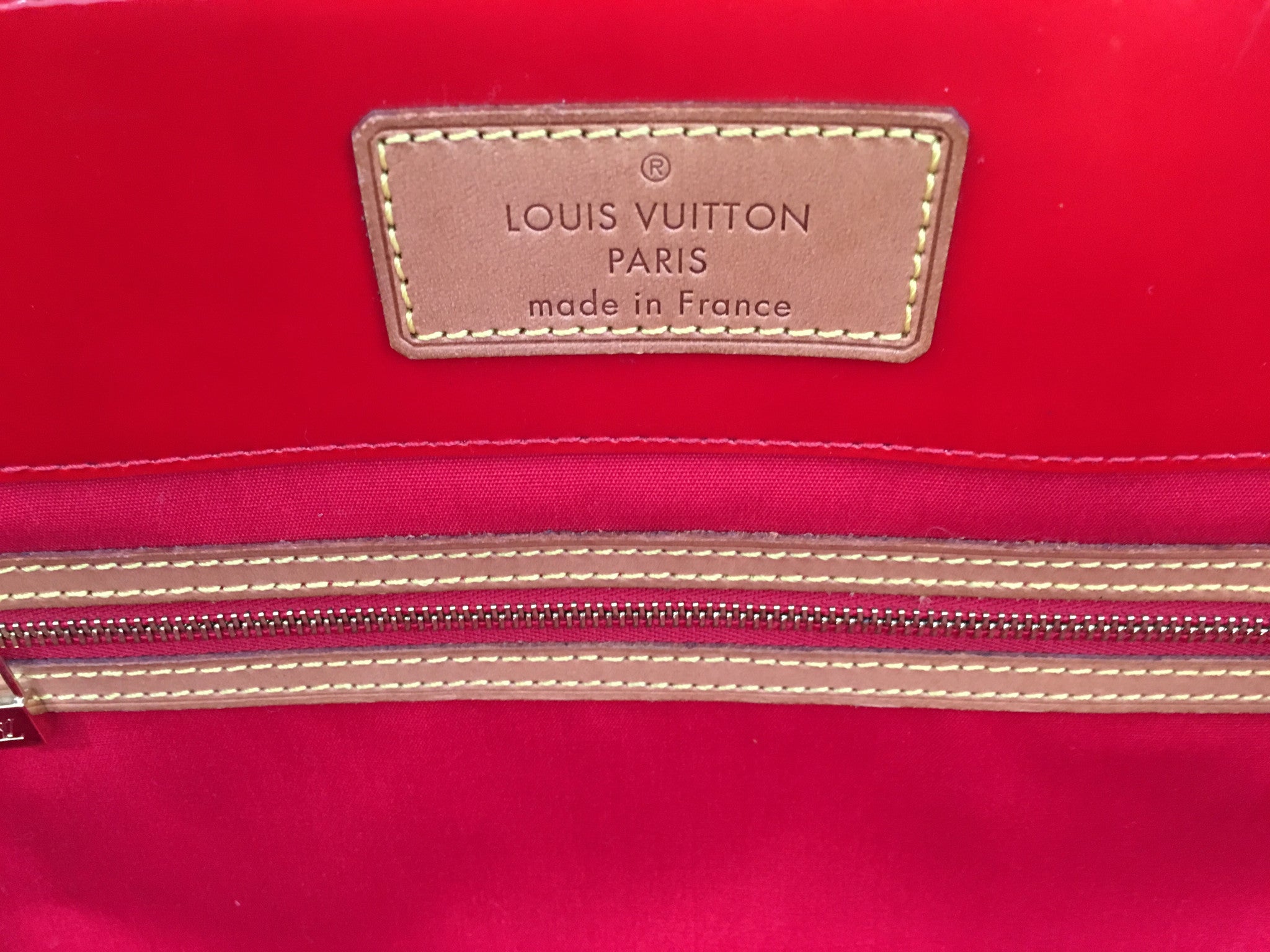 LOUIS VUITTON Vernis Reade GM Shoulder Tote Bag