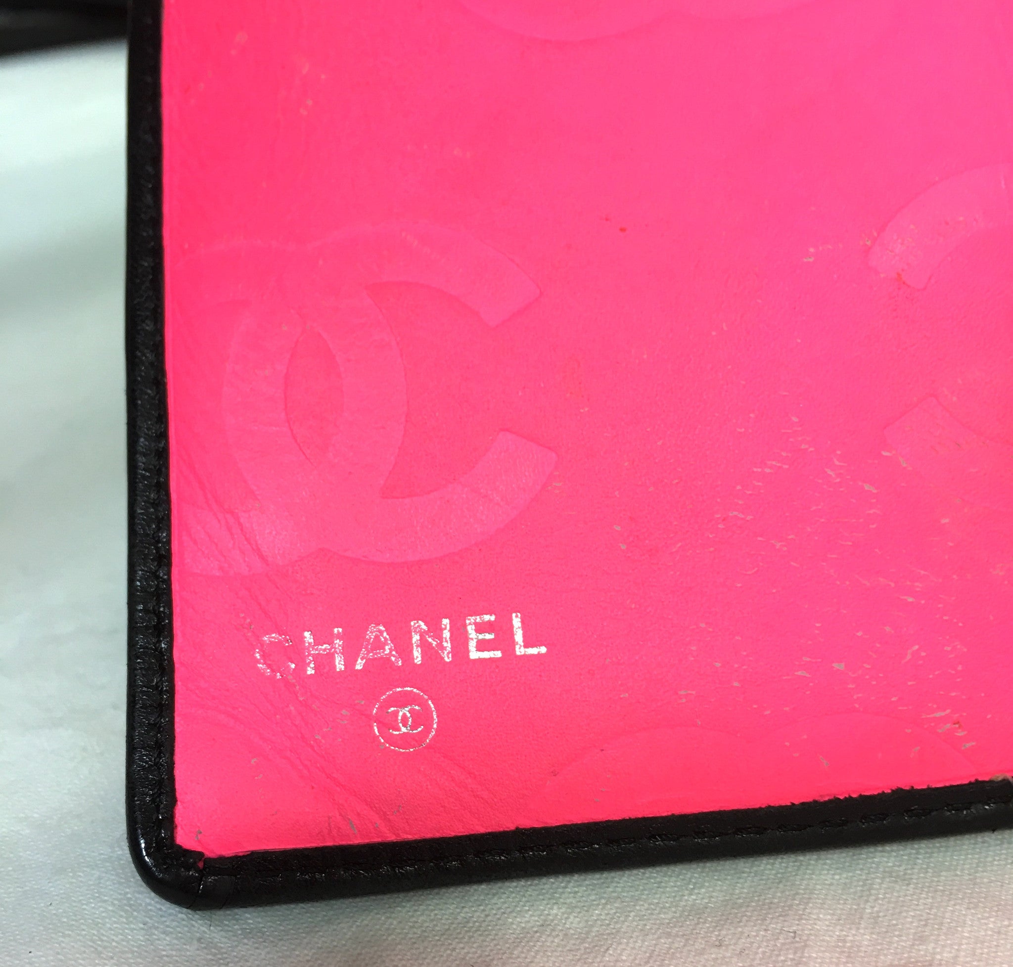 CHANEL Quilted Ligne Cambon Vertical CC Logo Wallet