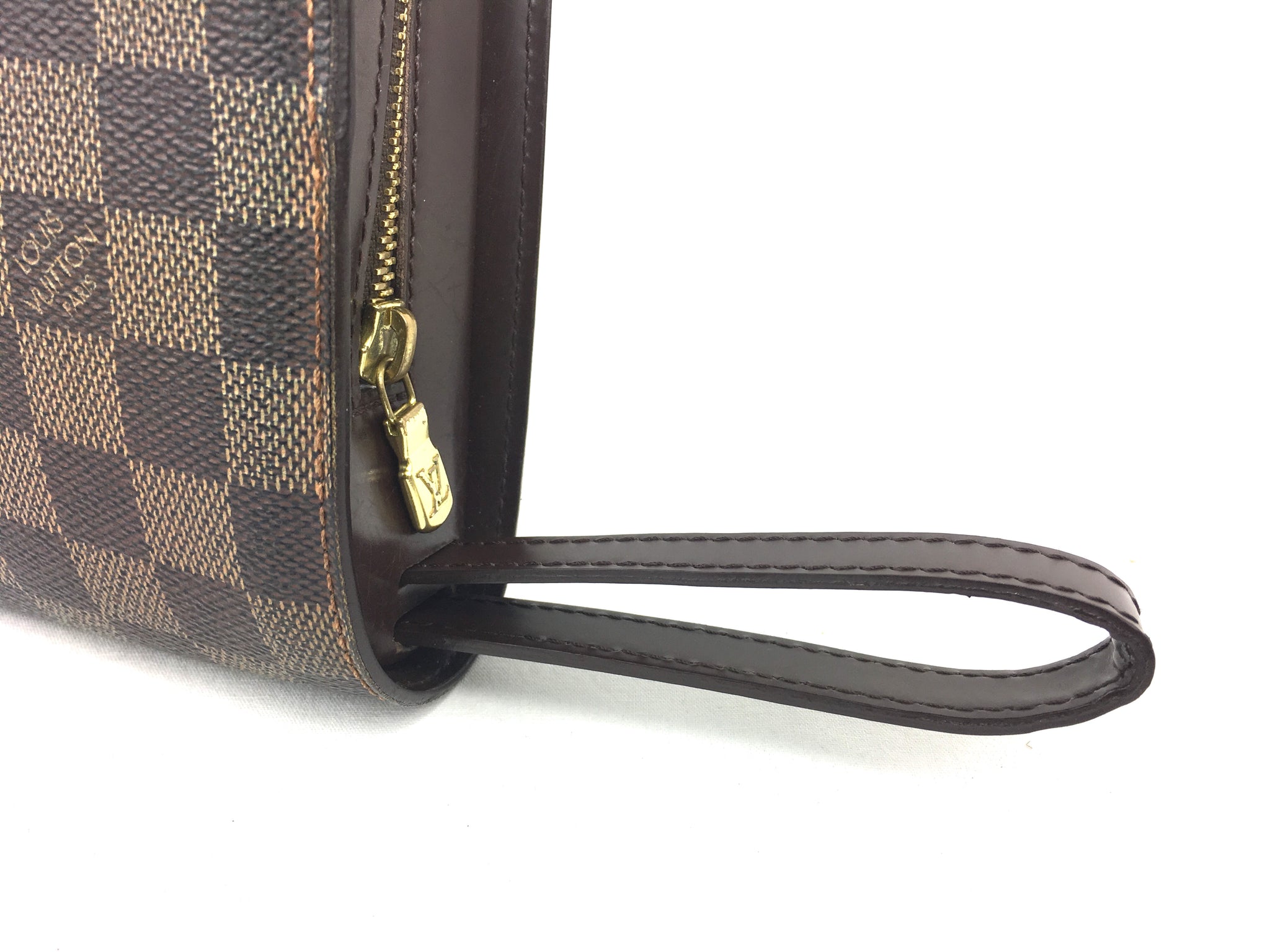 LOUIS VUITTON Wristlet Clutch in Damier Ebene