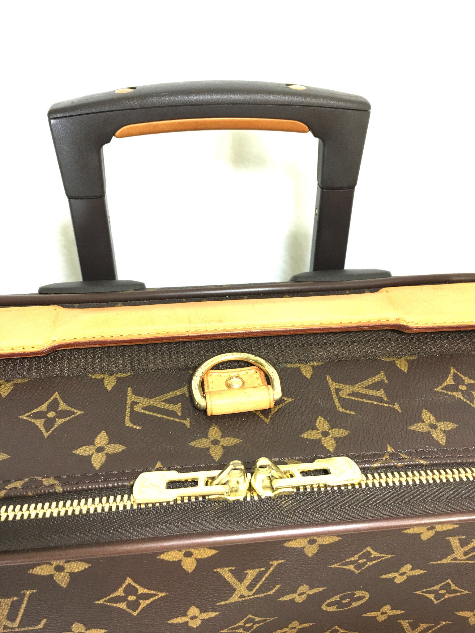 LOUIS VUITTON Monogram Pegase 55 Suitcase Roller Luggage – Pretty Things  Hoarder