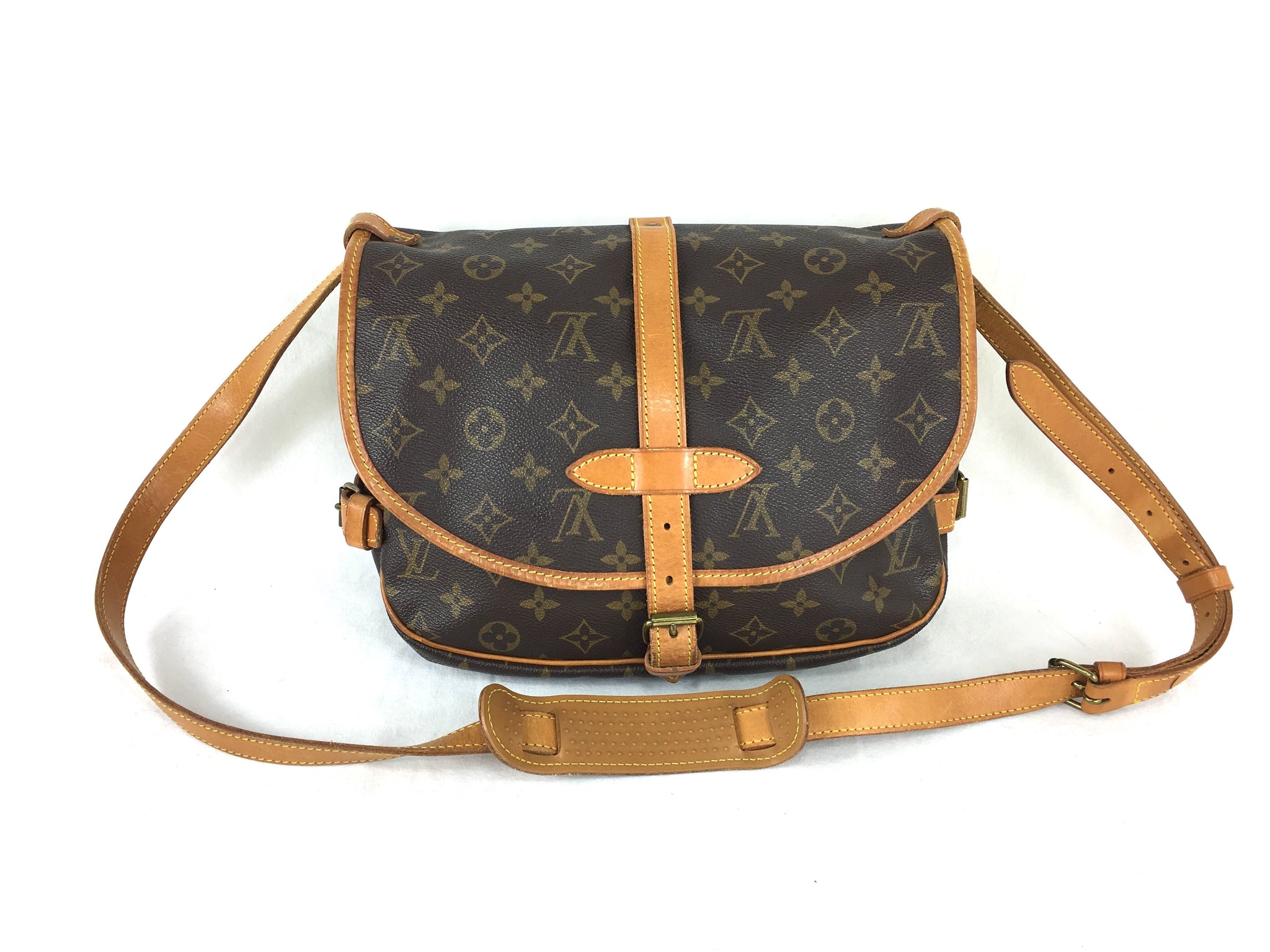 LOUIS VUITTON Mono Saumur 30 Crossbody Bag